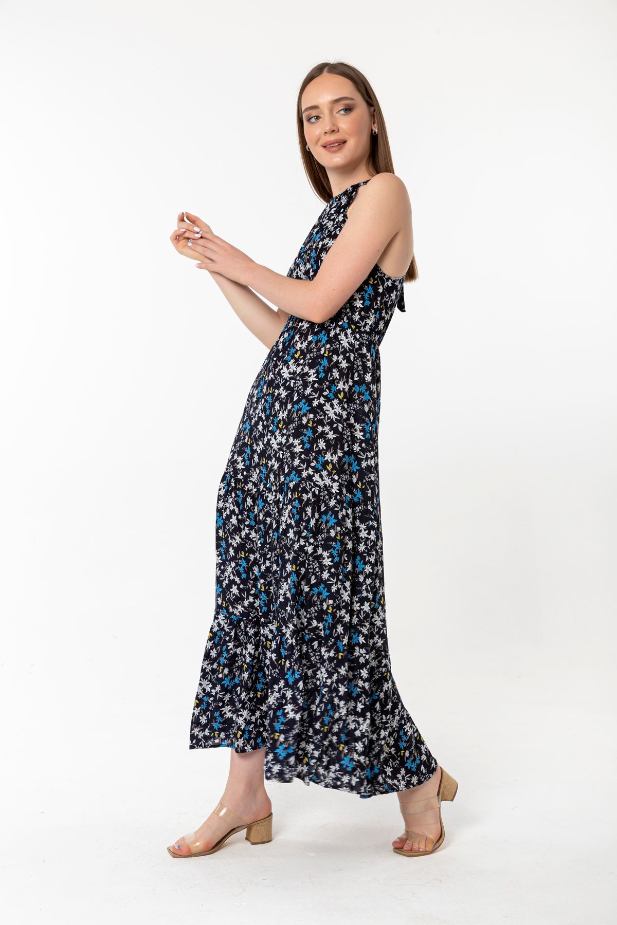 Viskon Kumaş Askılı Halter Yaka Çıtır Çiçek Desenli Kadın Elbise-Lacivert