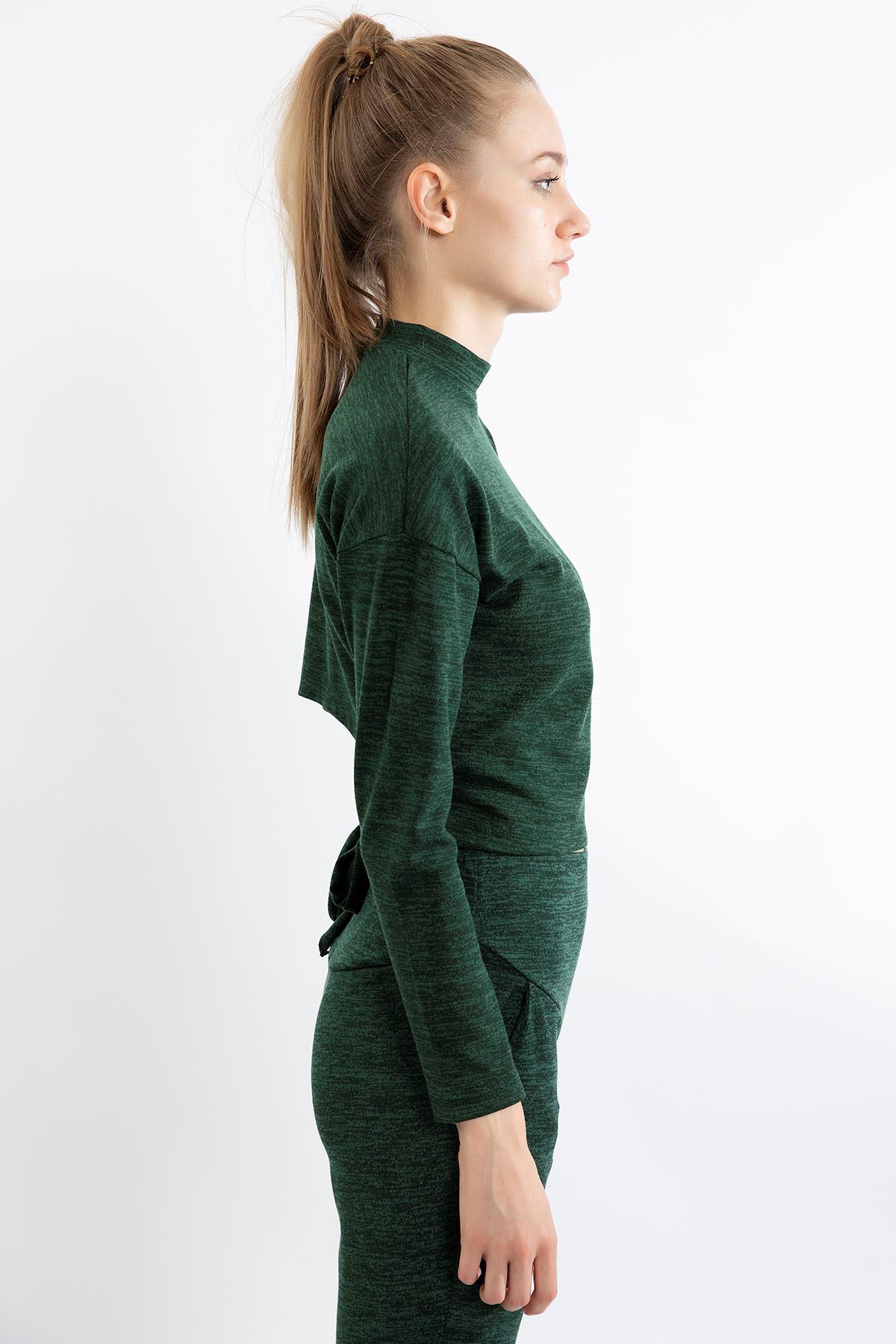 بلوزة نسائية قماش مزيج محبوك ذراع طويلة طوق مستقيم أعلى الحزام قالب مريح - زمرد-اخضر
