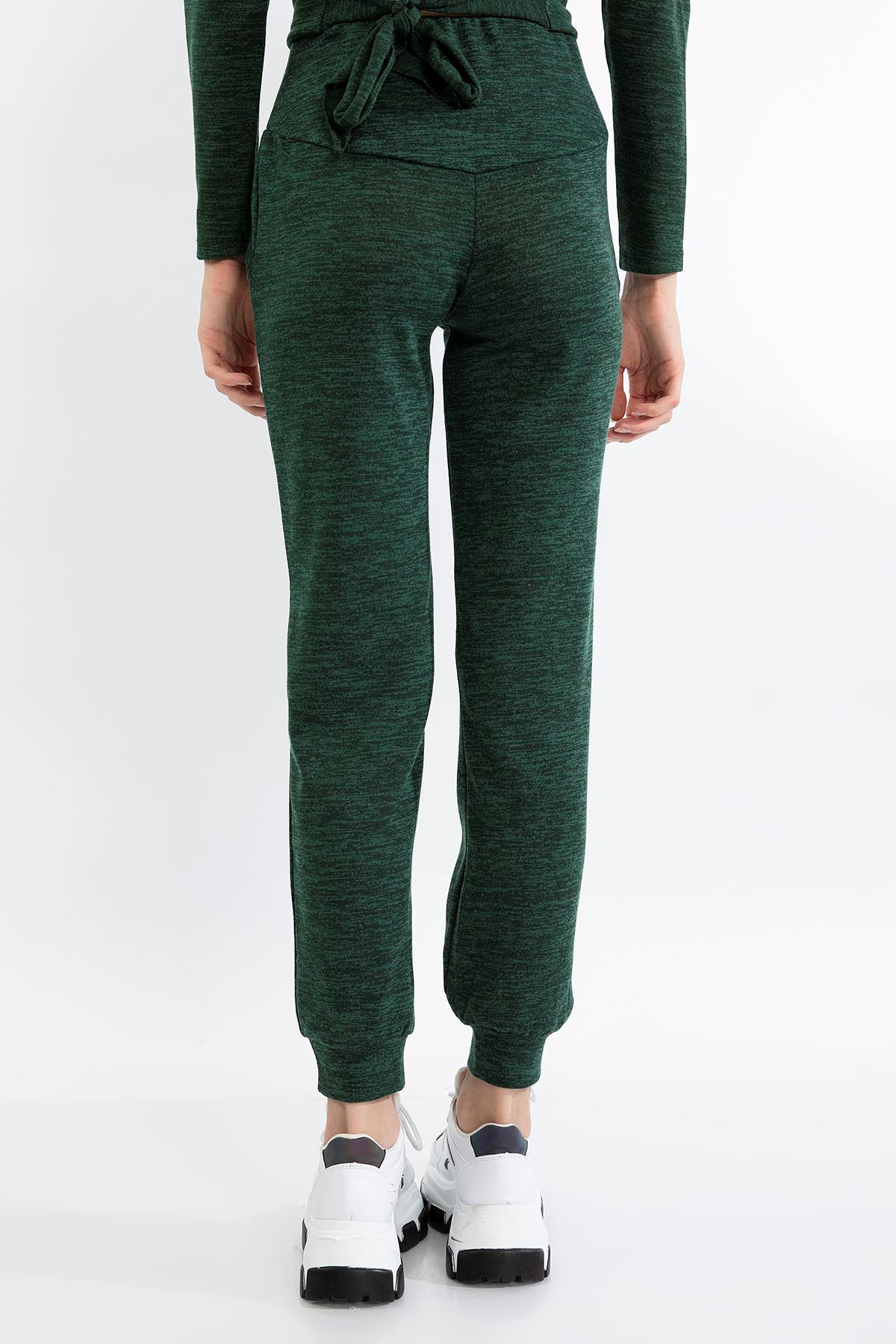 Melanj Kumaş Uzun Boy Rahat Kalıp Kırçıllı Kadın Pantolon-Zümrüt Yeşil