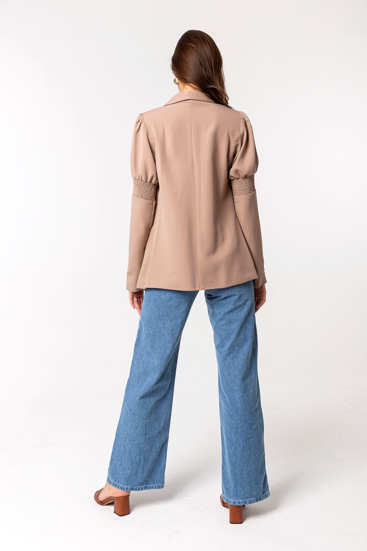Licra Fabric Long Sleeve Revere Collar Hip Height Classical Women Jacket - Chanterelle 