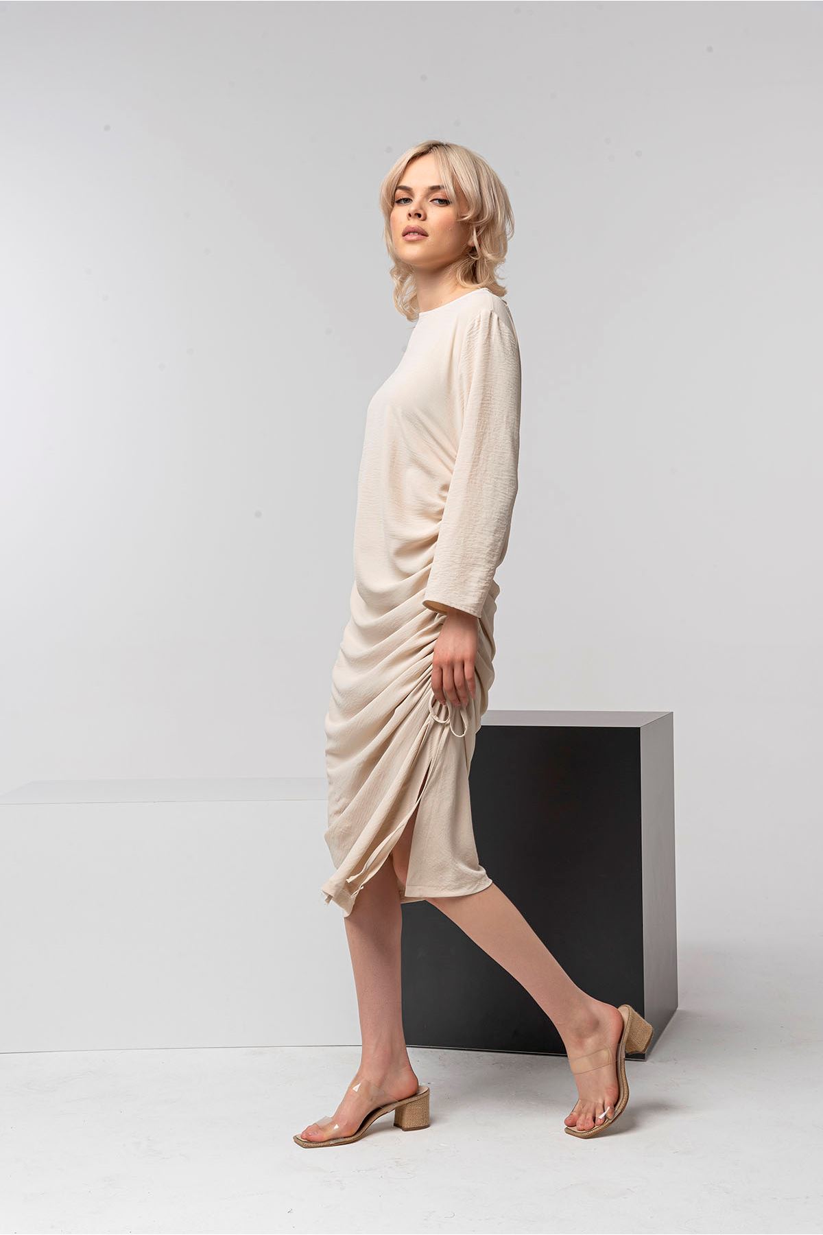Aerobin Kumaş Uzun Kollu Büzgü Detay Kadın Elbise-Taş