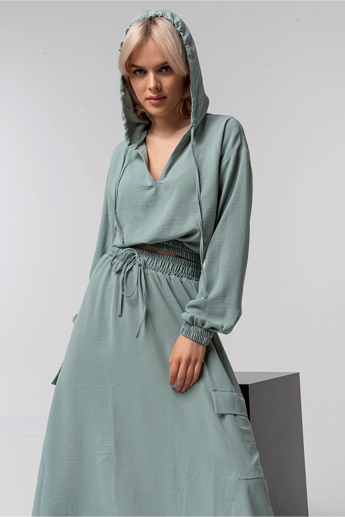 Aerobin Fabric Long Sleeve Hooded Oversize Blouse - Mint
