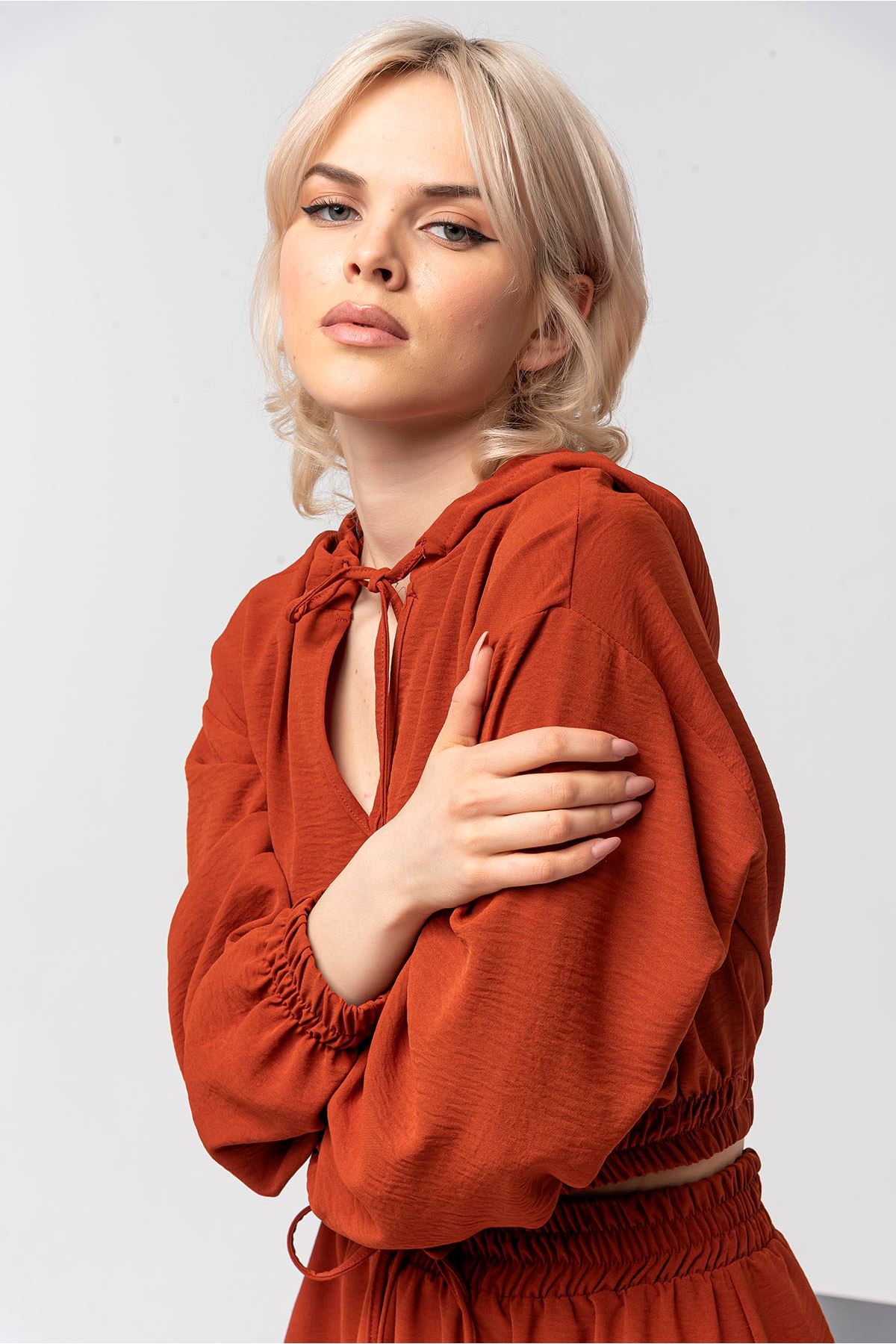 Аэробин Ткань длинный рукав с капюшоном женская блузка - Оранжевый