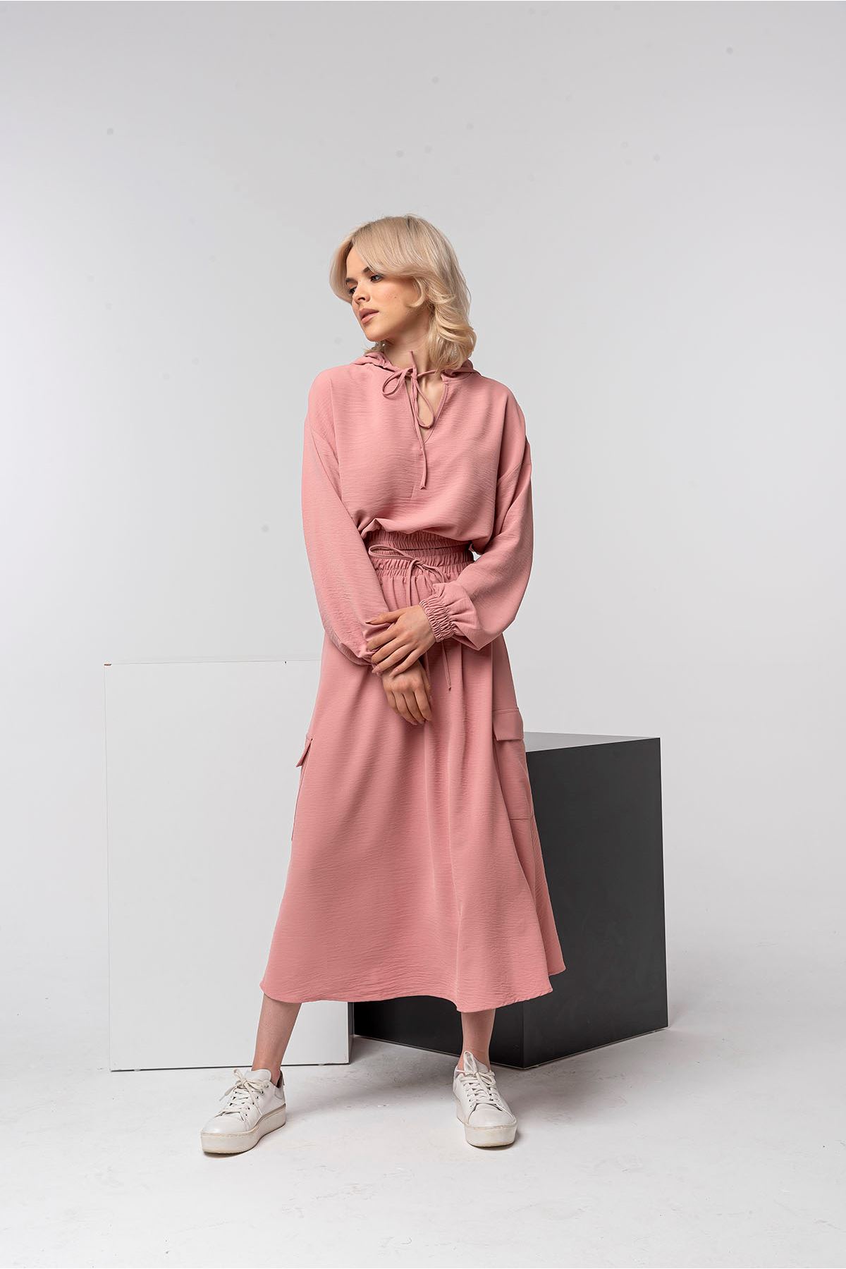 Аэробин Ткань французской длины широкий Kadın Etek - Светло розовый
