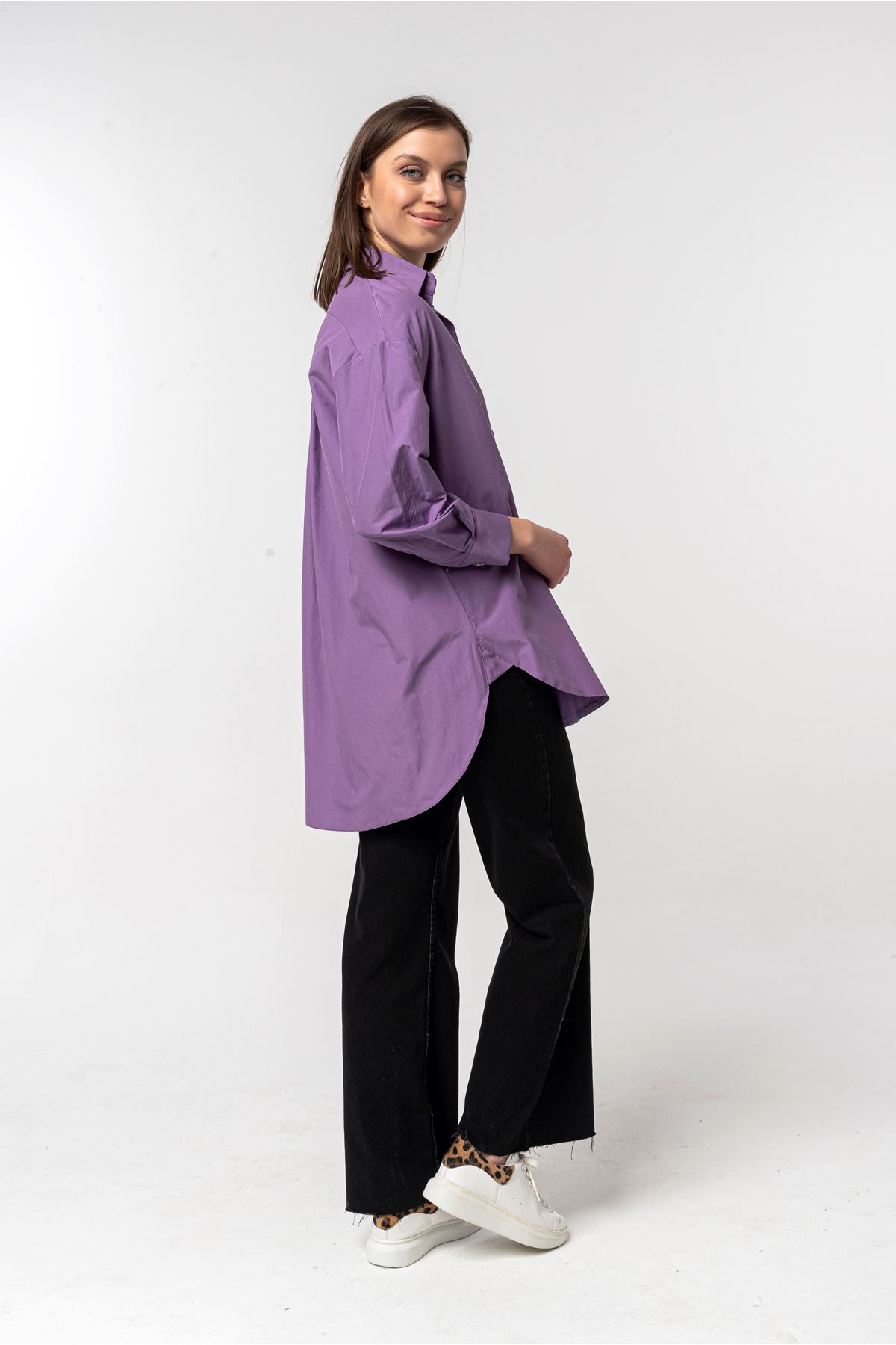 Soft Dokuma Kumaş Oversize/Salaş Düğme Detaylı Kadın Gömlek-Lila