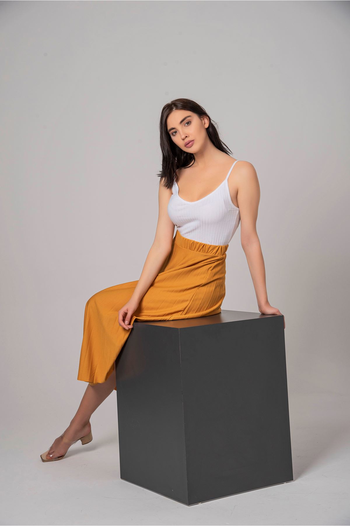 Lycra Knit FabricMidi Comfy Fit Pleated Women'S Skirt - Mustard