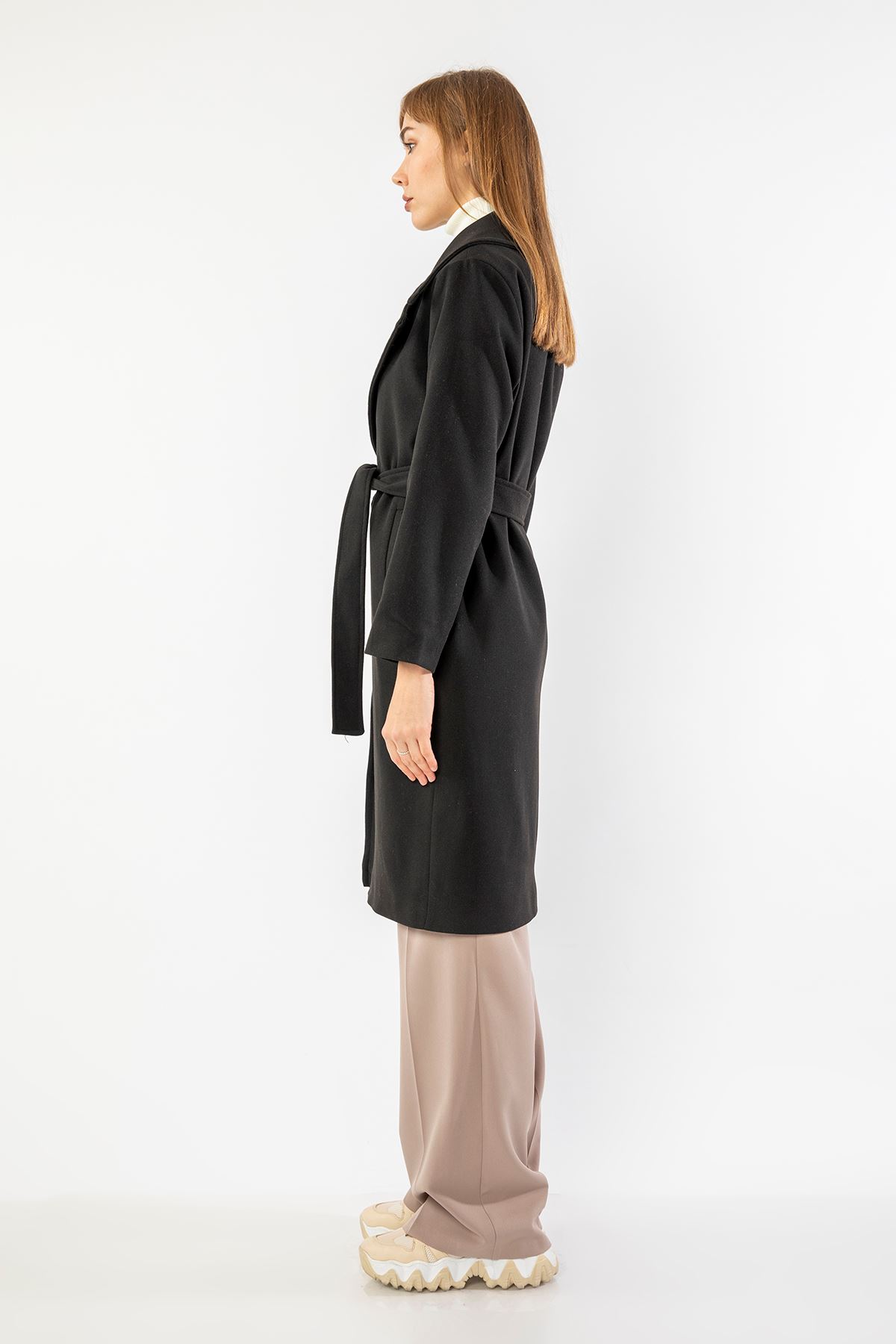 Kaşe Kumaş Uzun Kol Ceket Yaka Uzun Boy Kuşaklı Kadın Kaban-Siyah