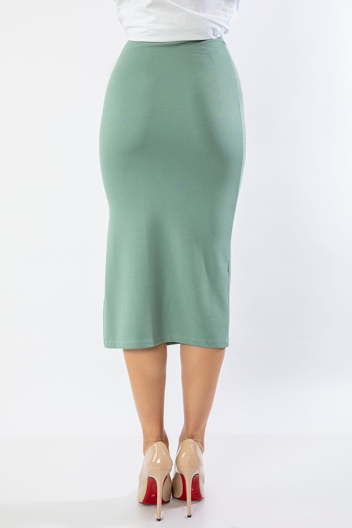 Knit Fabric 3/4 Short Tight Fit Slit Skirt - Mint