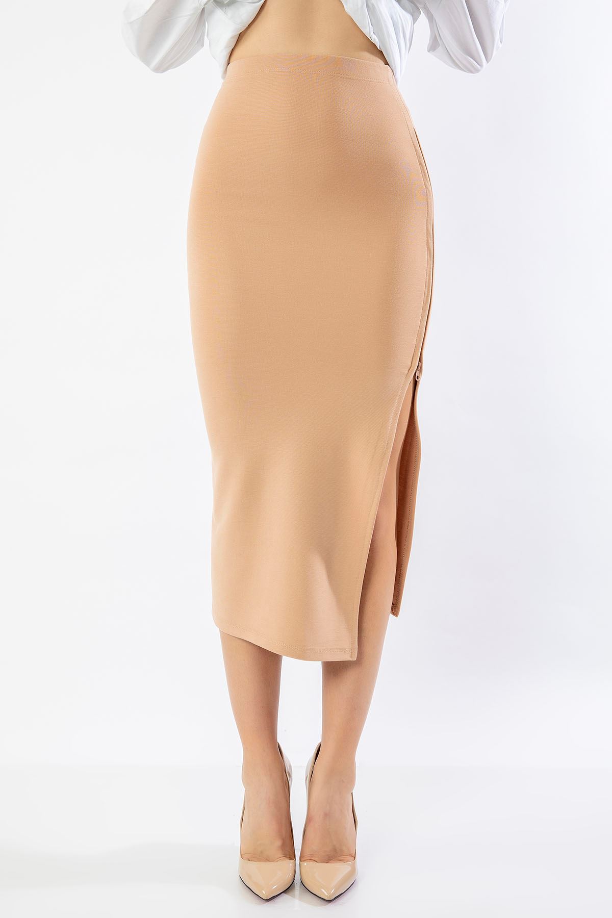 Knit Fabric 3/4 Short Tight Fit Slit Skirt - Beige 