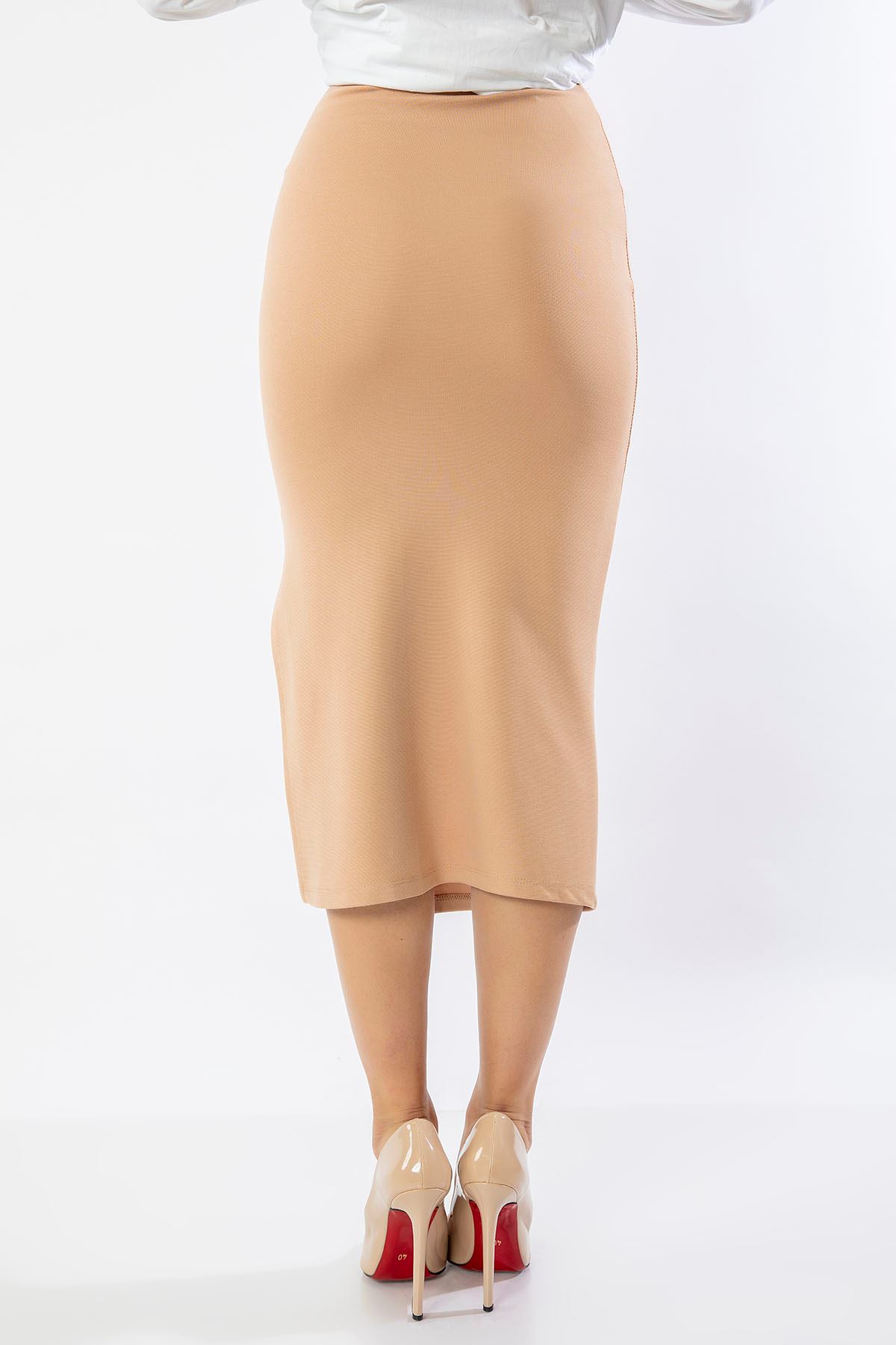 Трикотажная ткань длина миди женская юбка с вырезом на замке - Бежевый
