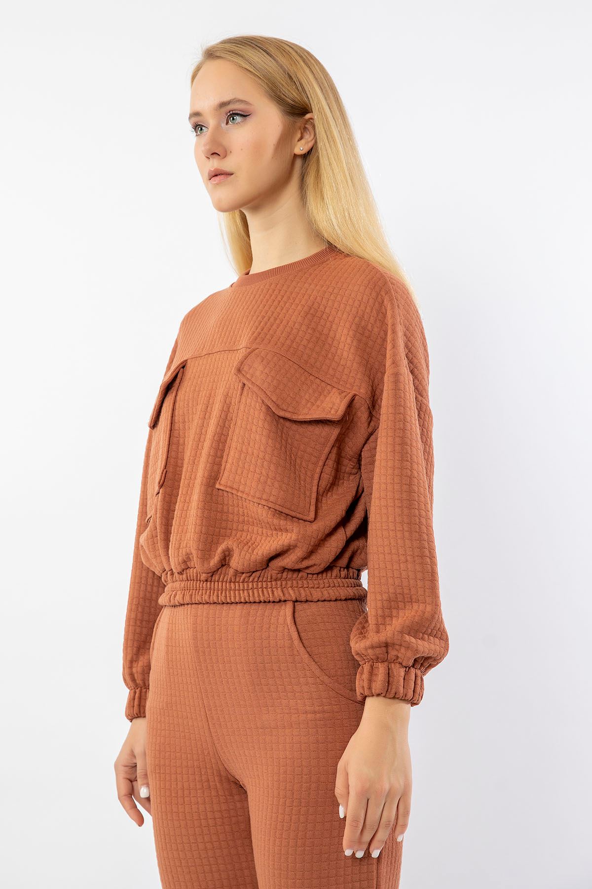 Quilted Fabric Bicycle Collar Oversize Double Pocket Women Sweatshirt - Brick 