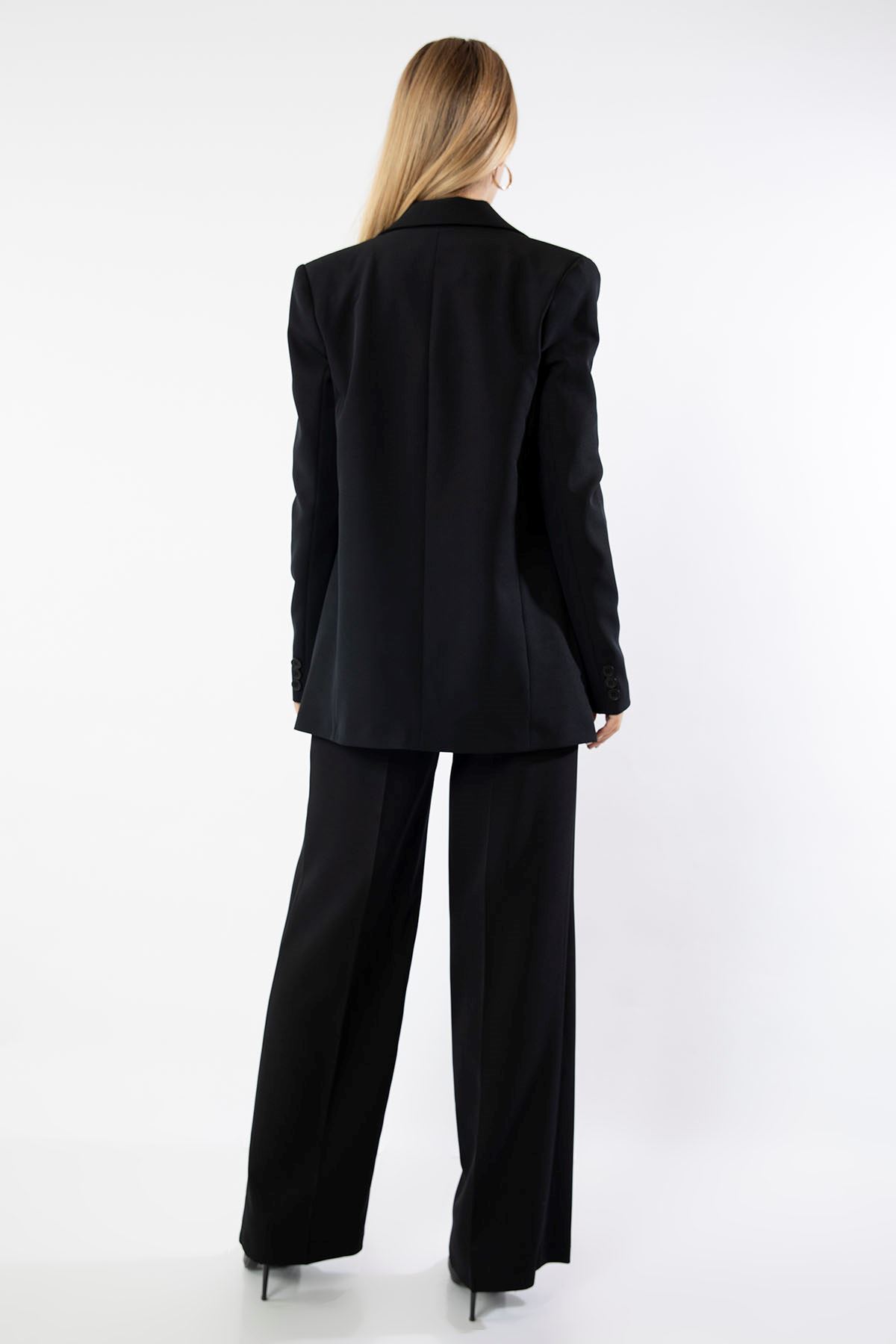 Atlas Fabric Long Sleeve Below Hip Single Button Boyfriend Women Jacket - Black