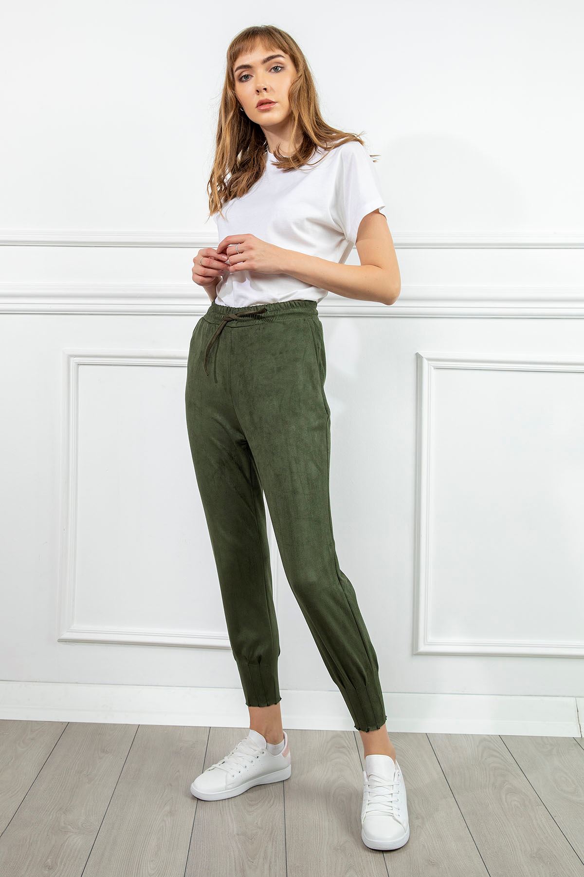 Suede Fabric Tight Fit Slited Women'S Trouser - Khaki 