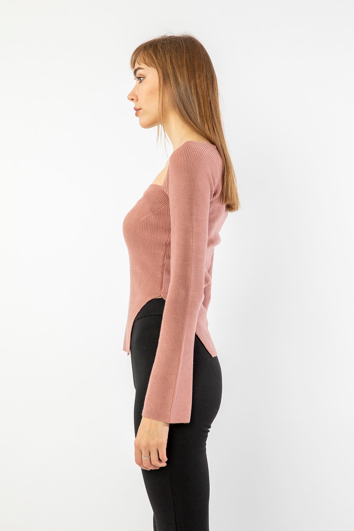 Knitwear Fabric Queen Anna Neck Short Tight Fit Asymmetric Women Sweater - Light Pink