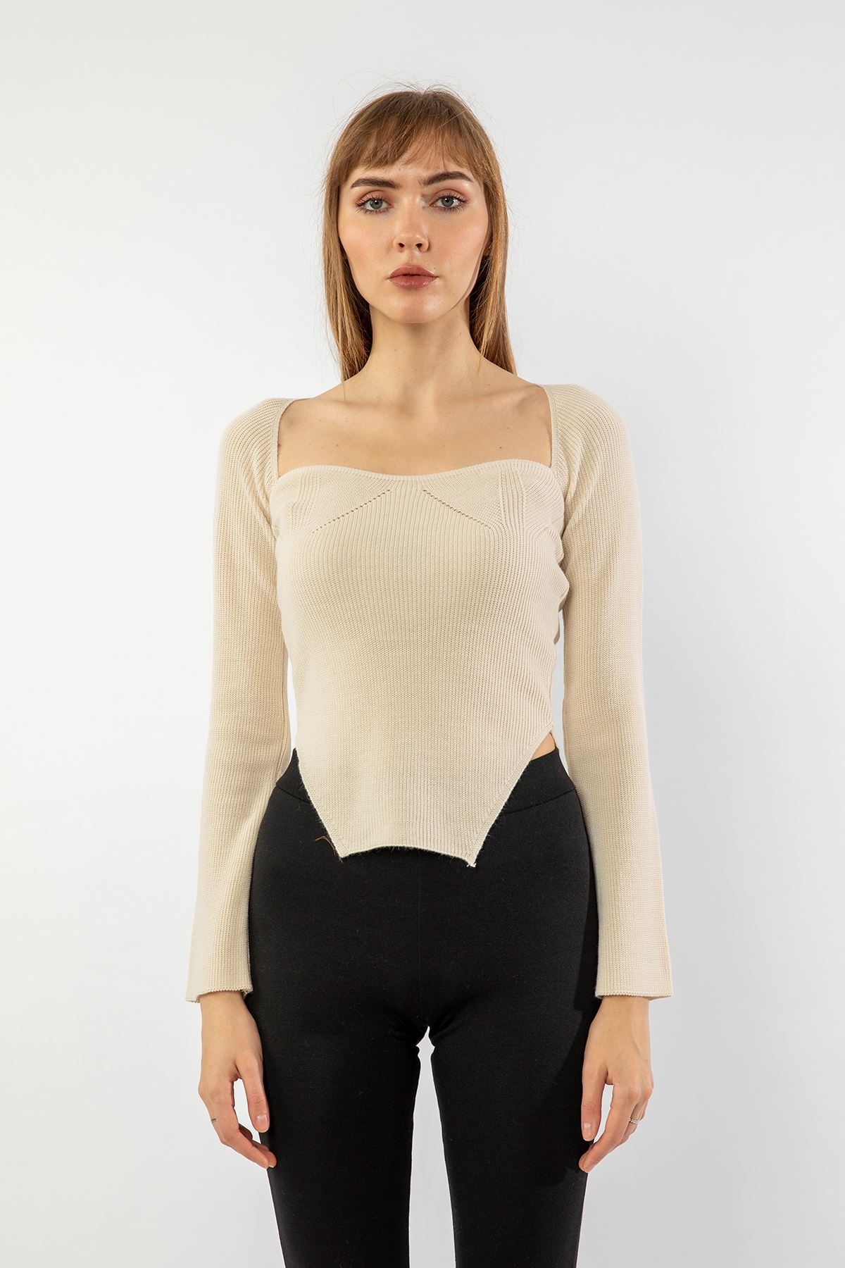 Knitwear Fabric Queen Anna Neck Short Tight Fit Asymmetric Women Sweater - Ecru
