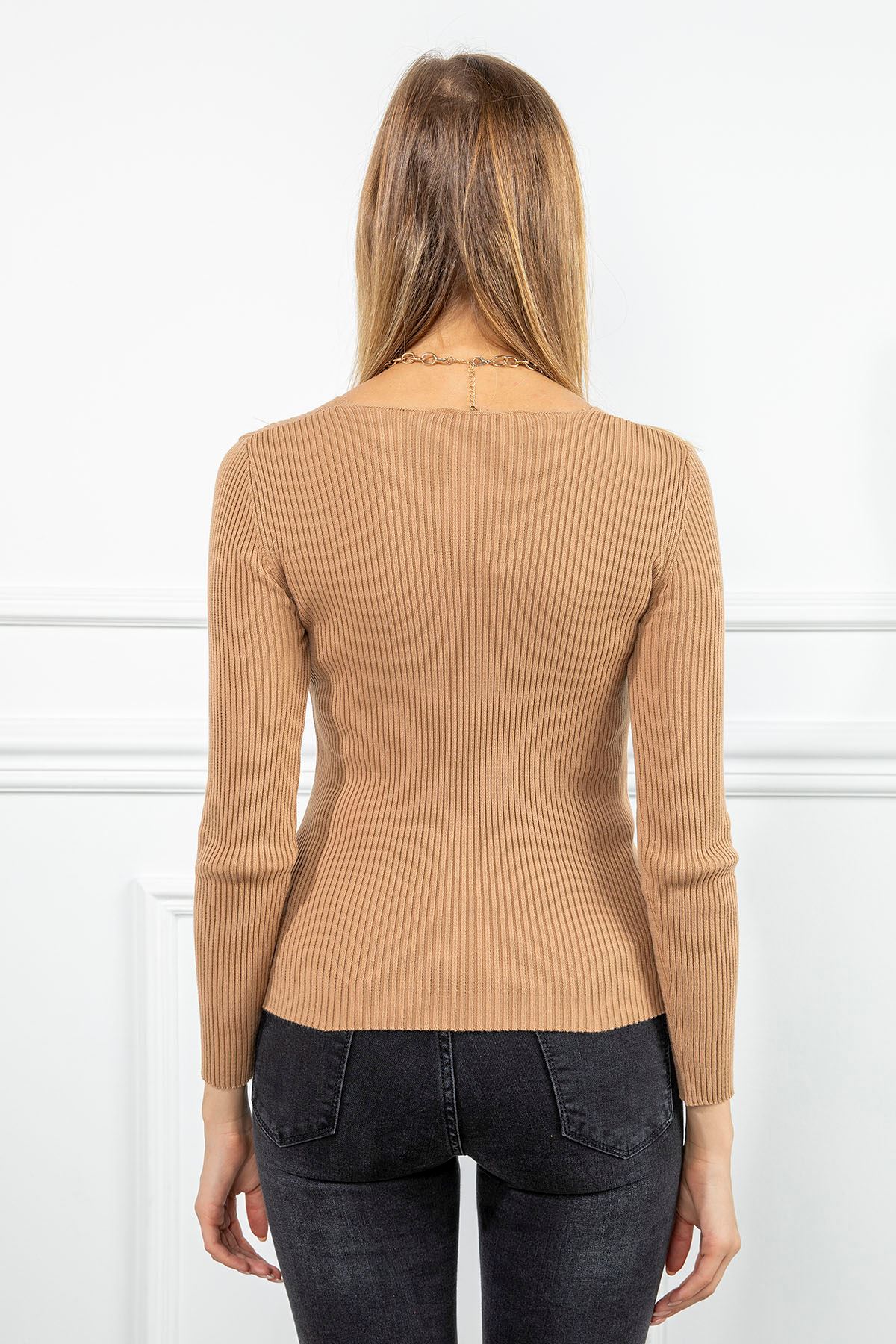 Knitwear Fabric V Neck Full Fit Women Cardigan-Light Brown