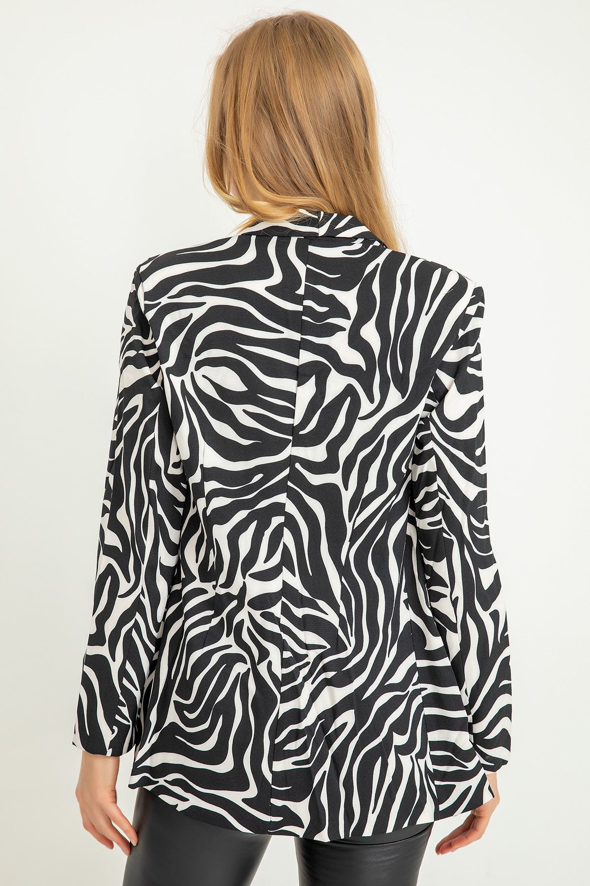 Atlas Fabric Wing Collar Below Hip Zebra Print Blazer Women Jacket - Black