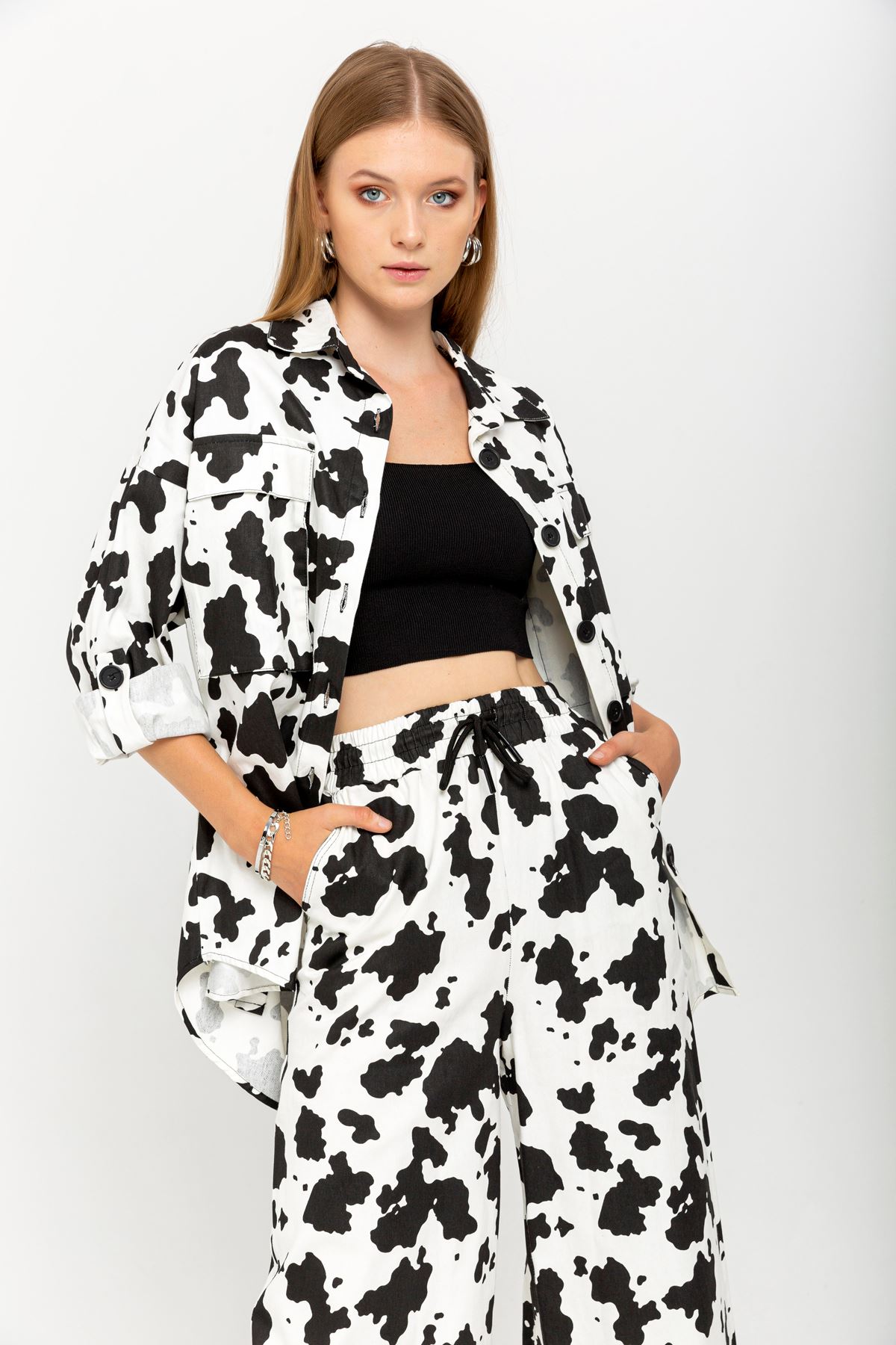 Gabardine Fabric Long Sleeve Shirt Collar Oversize Cow Print Women Jacket - Ecru