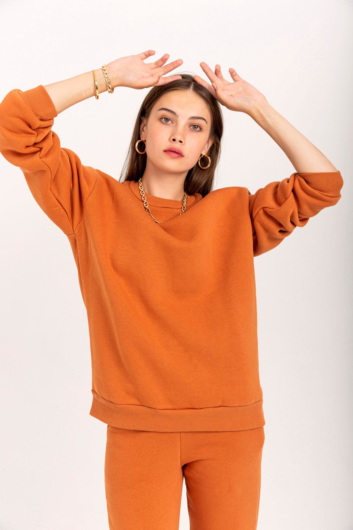 Şardonlu 3 İplik Kumaş Uzun Kol Basen Altı Boy Kadın Sweatshirt-Tarçın