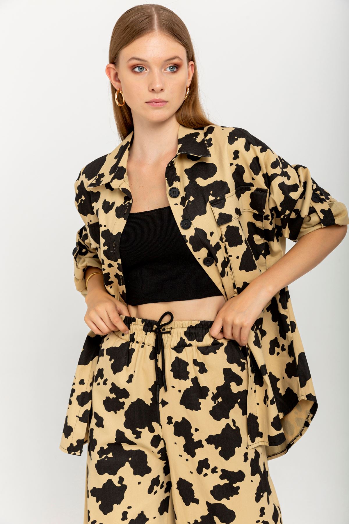Gabardine Fabric Long Wide Cow Print Women'S Trouser - Beige 
