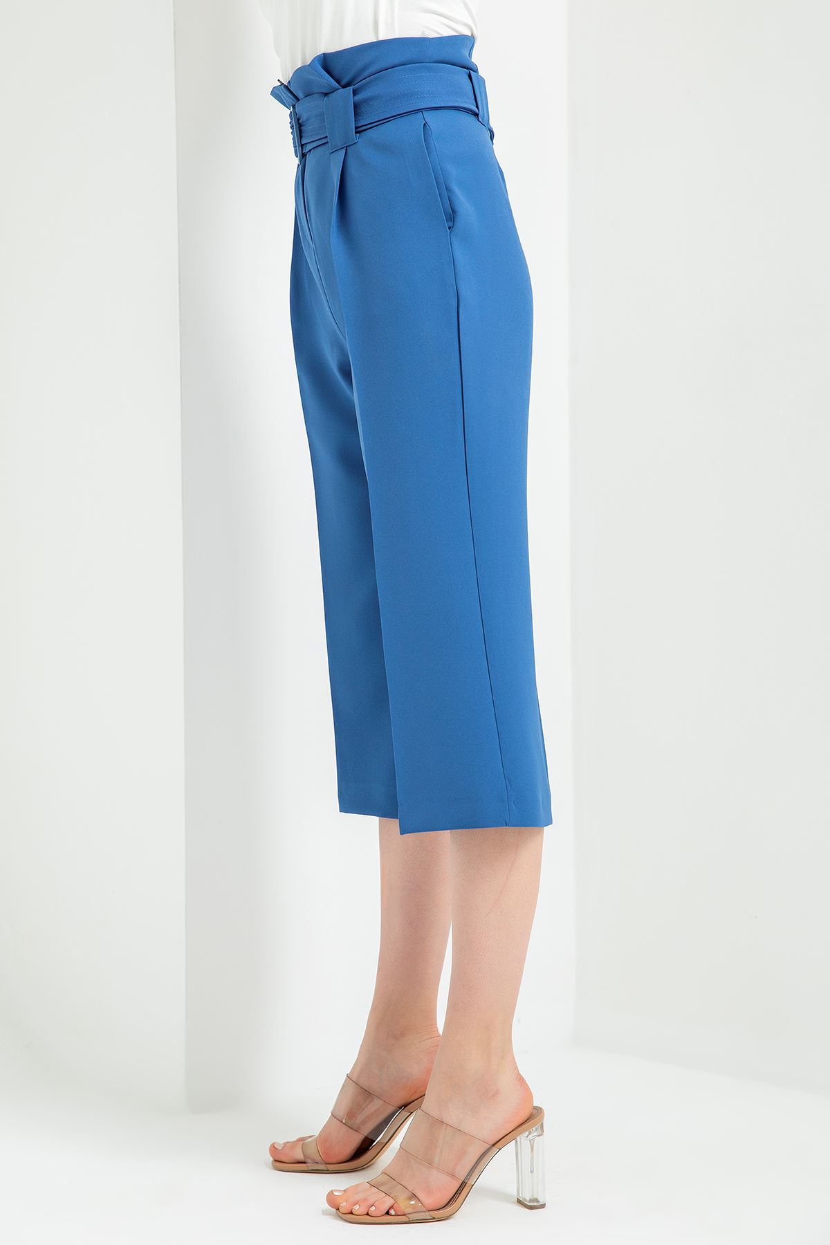 Atlas Fabric 3/4 Short Wide Wide Leg Women'S Trouser - Navy Blue 