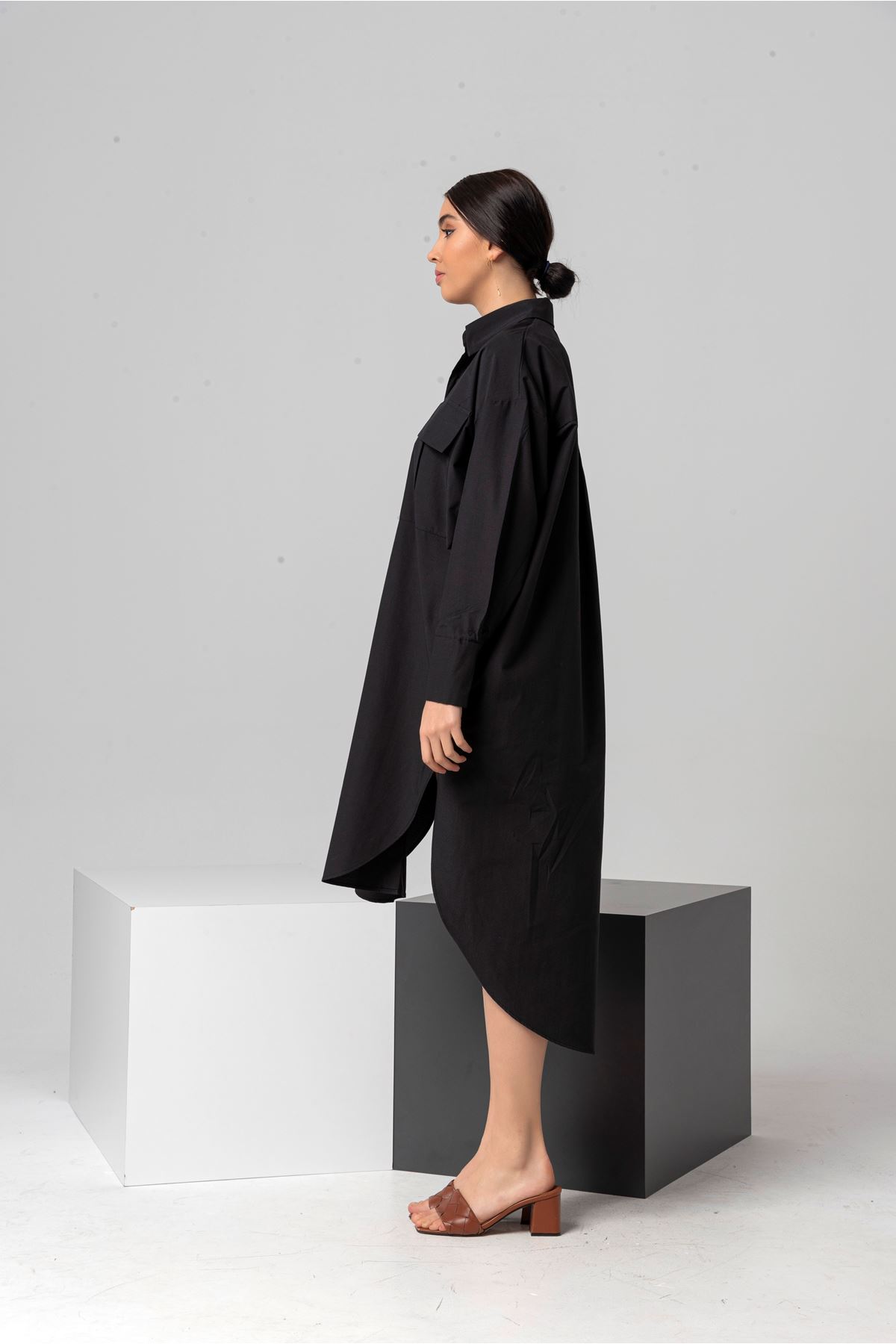 قميص نسائي قماش لين ذراع طويلة طوق القميص ميدي حجم كبير - اسود