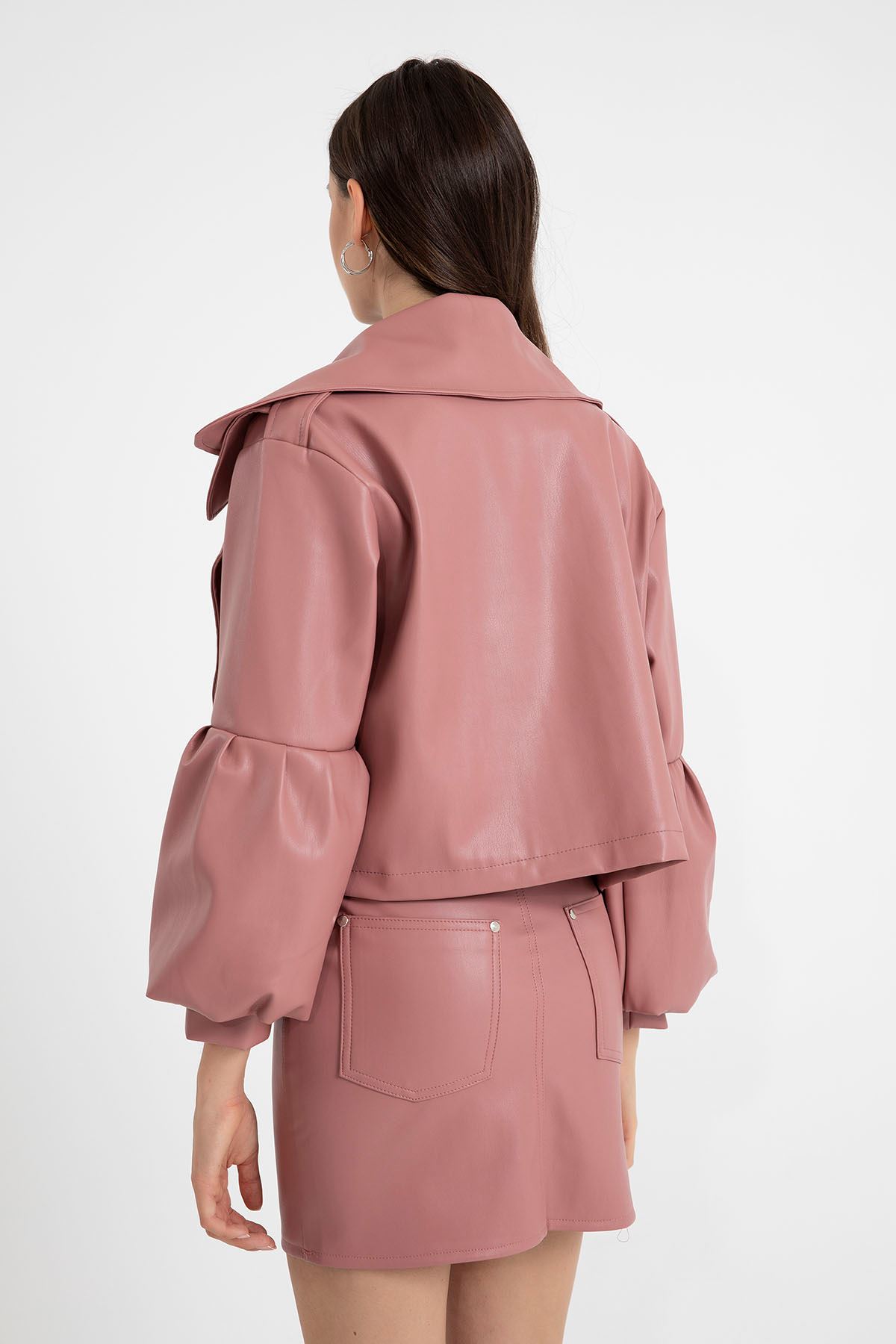 экокожа ткань фонарик рукав короткий женский пиджак - Светло розовый
