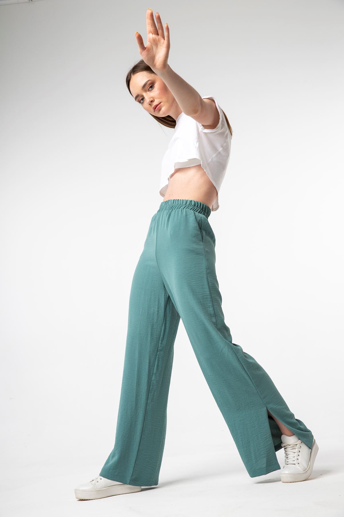 Aerobin Fabric Wide Slit Women'S Trouser - Mint