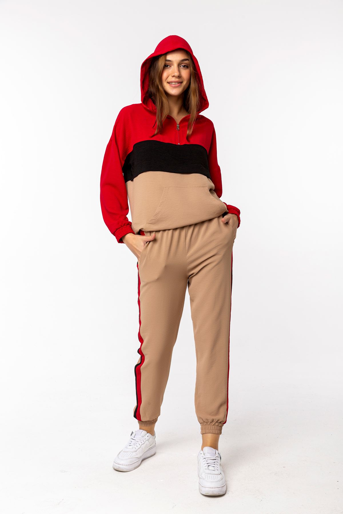 Aerobin Fabric Long Sleeve Zip Neck Full Fit Women'S Set 2 Pieces - Red-Beige