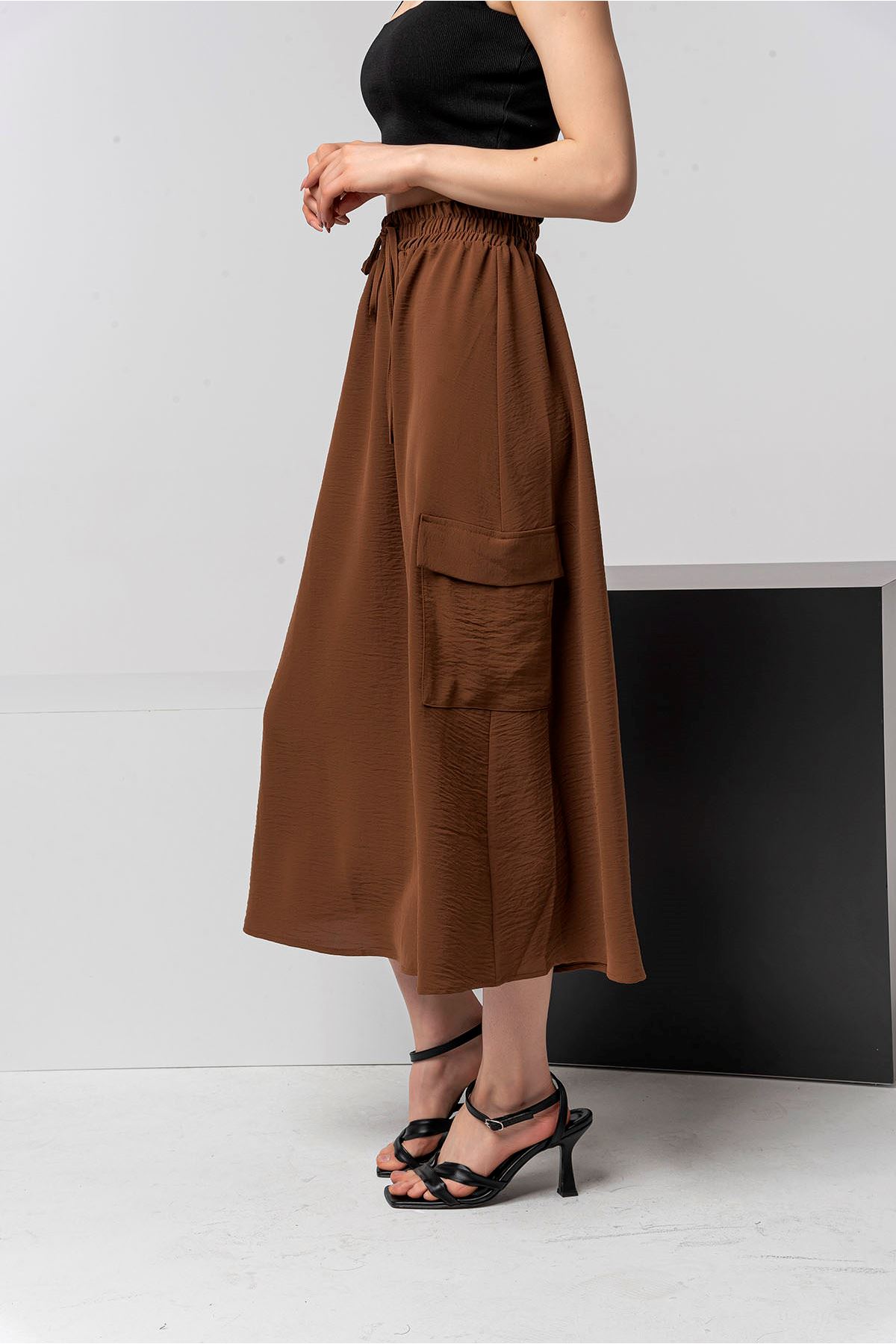 Aerobin Fabric Wide Fit Midi Skirt - Brown