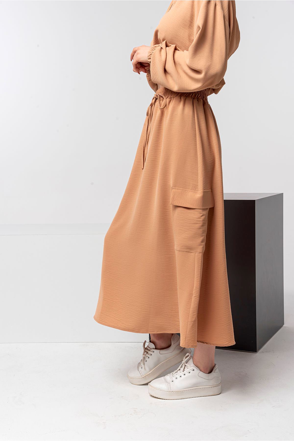 Aerobin Fabric Wide Fit Midi Skirt - Beige 
