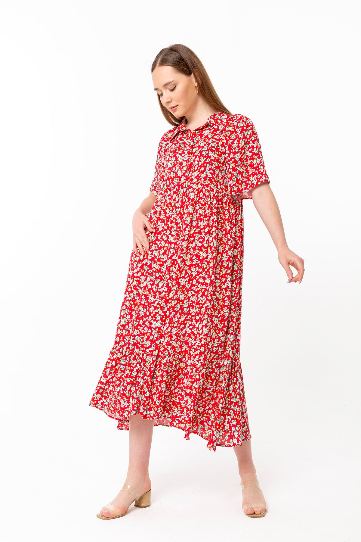 فستان نسائي قماش استيعاب ذراع قصير طوق القميص ميدي حجم كبير نمط زهرة - أحمر