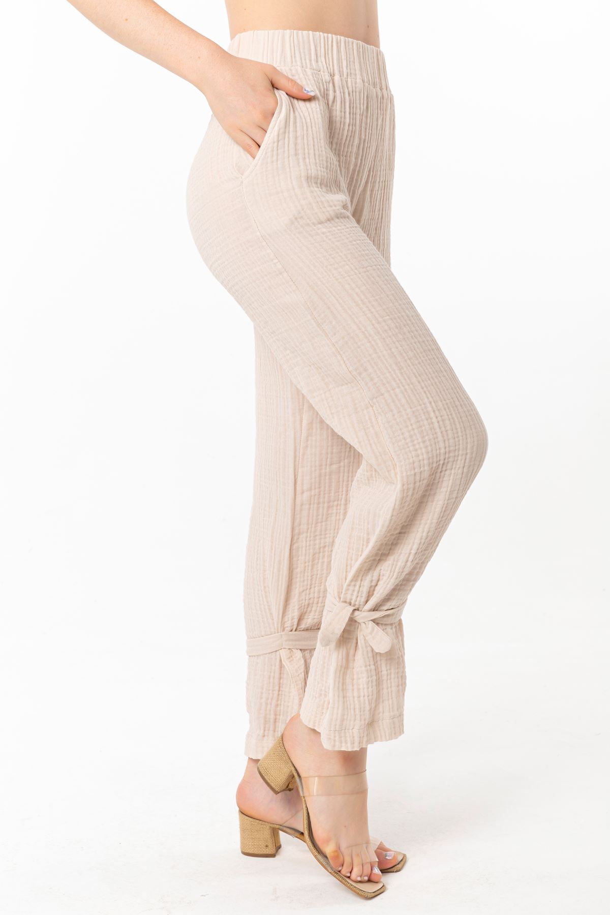 Muslin Fabric Comfy Fit Crepe Hems Women'S Trouser - Beige 