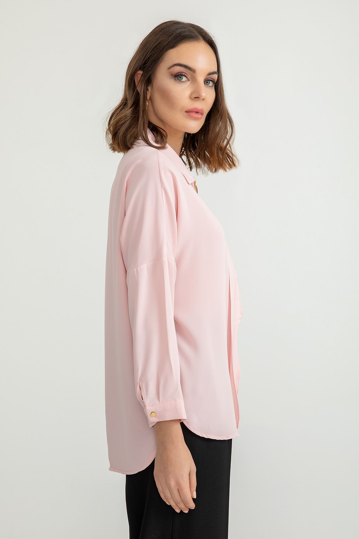 Jesica Fabric Long Sleeve Hip Height Wide Zip Front Women'S Shirt - Light Pink