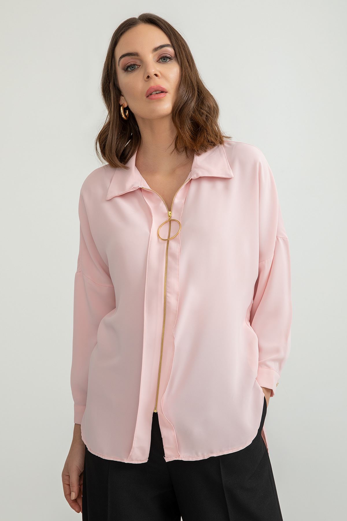 Jesica Fabric Long Sleeve Hip Height Wide Zip Front Women'S Shirt - Light Pink