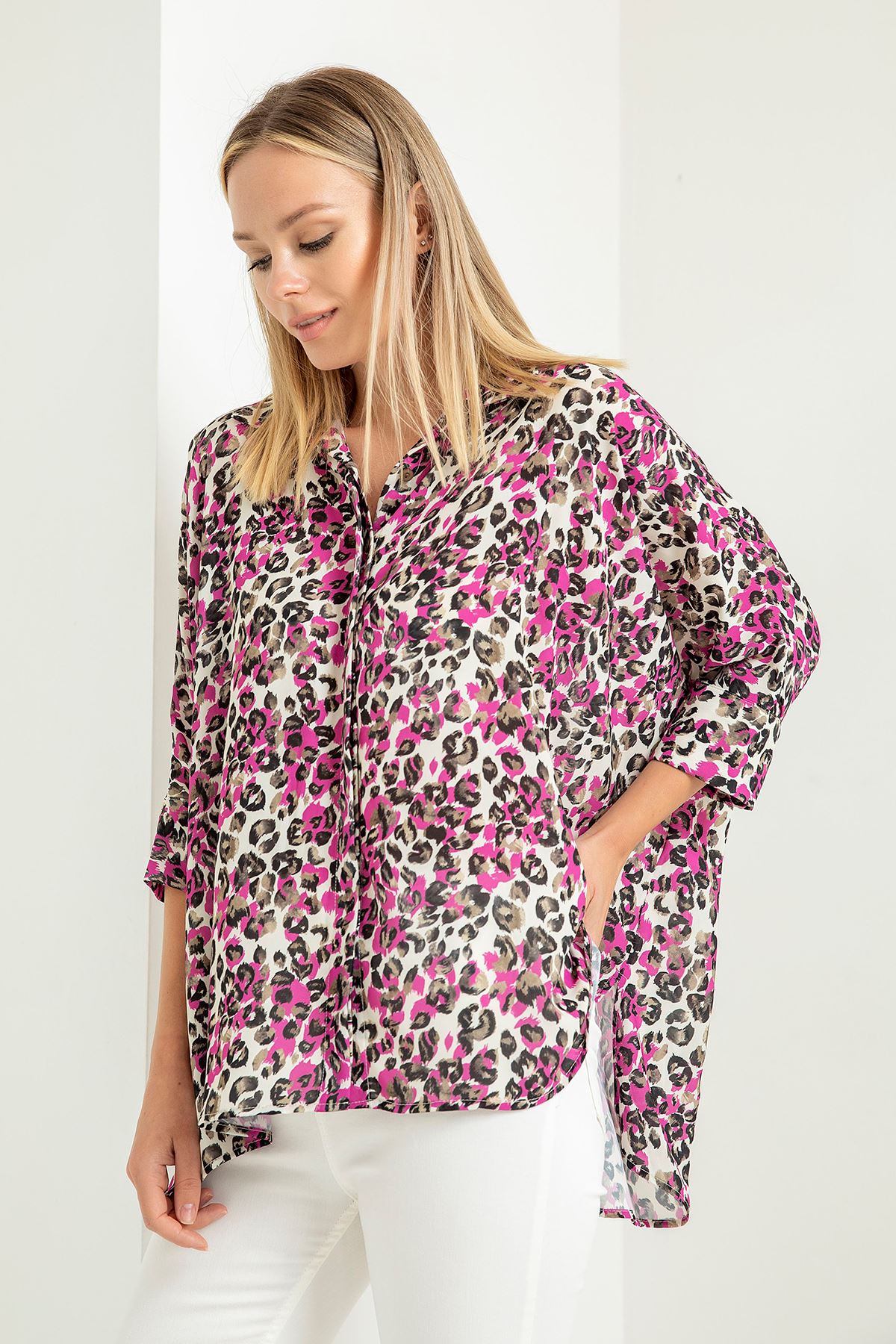 Jesica Fabric Short Hip Height Oversize Leopard Print Women'S Shirt - Fuchıa