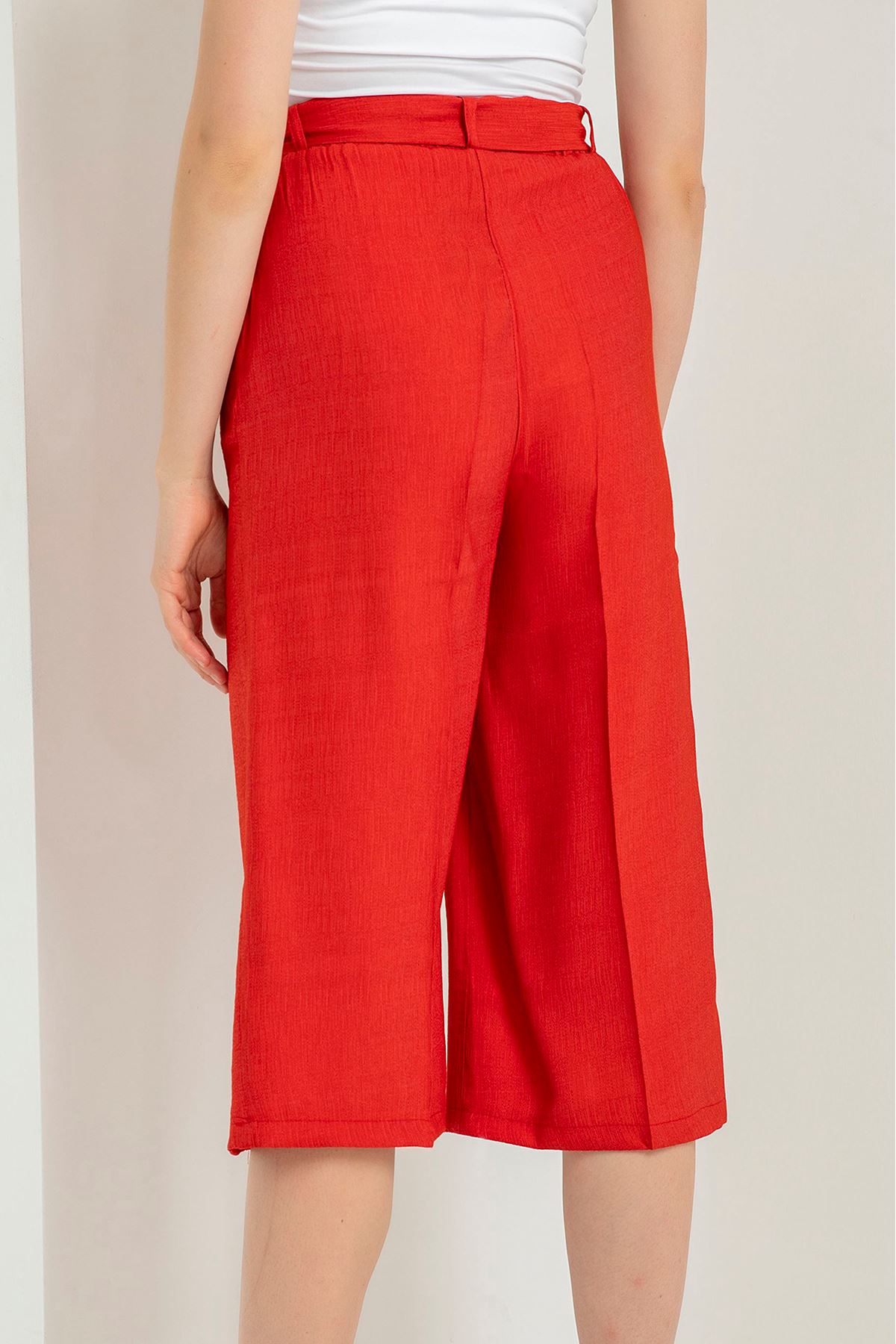 Linen Fabric 3/4 Short Comfy Fit Belted Women'S Trouser - Red