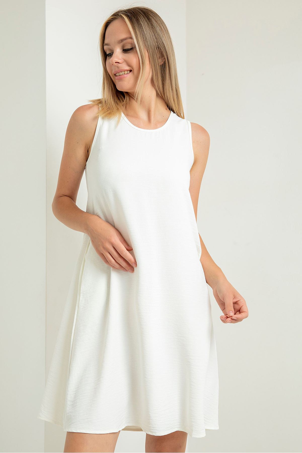 Аэробин Тканьс с круглым вырезом широкое женское платье - Молочный