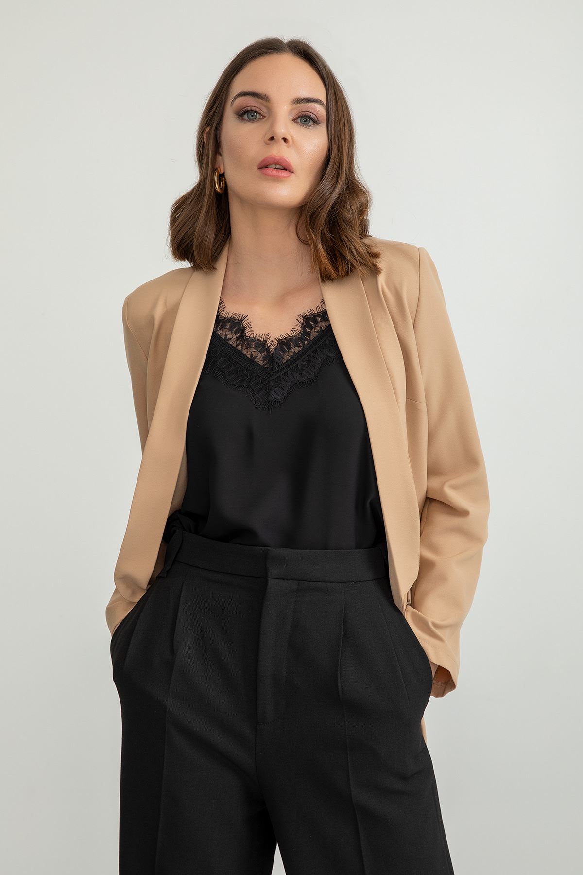 Polyester Fabric Shawl Collar Hip Height Classical Blazer Women Jacket - Stone