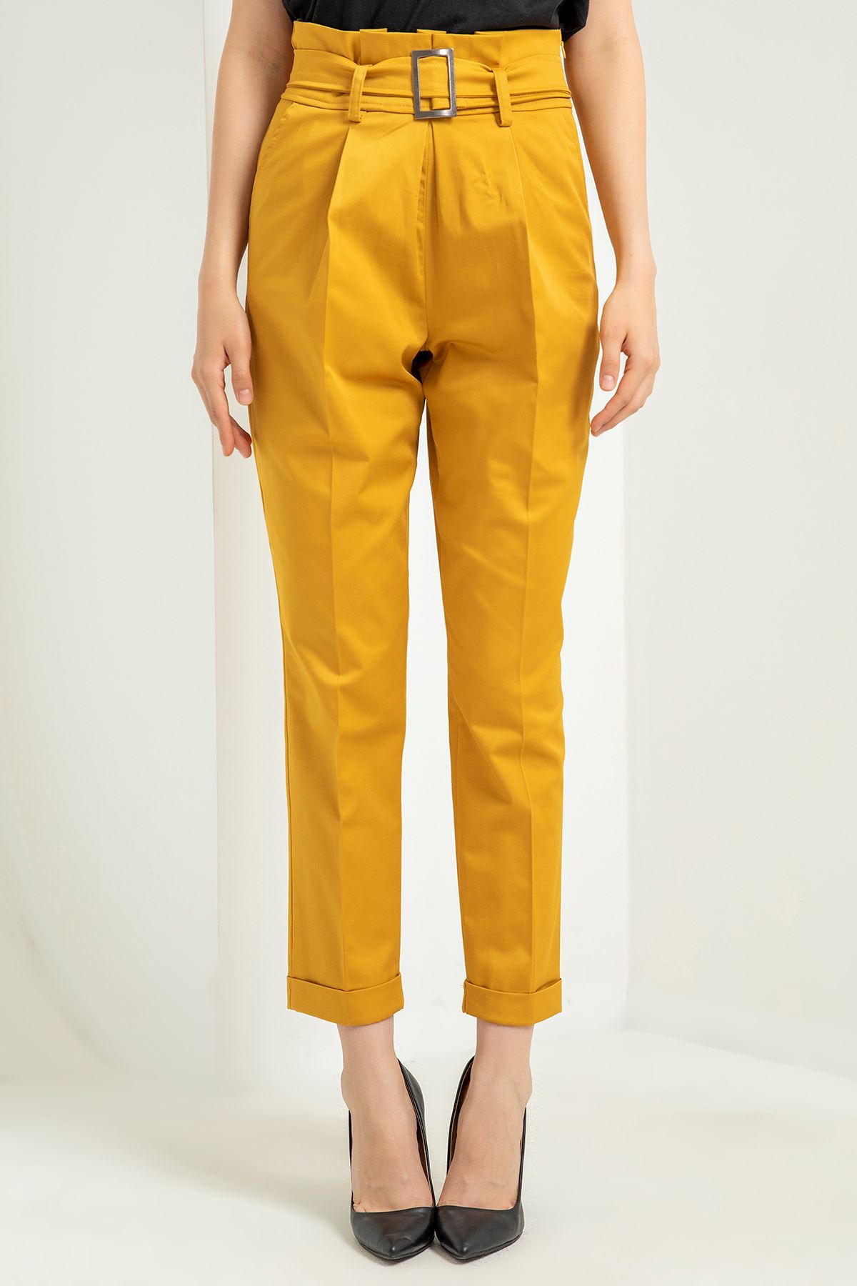 Erika Fabric Ankle Length Carrot Style Women'S Trouserwith Belt - Mustard