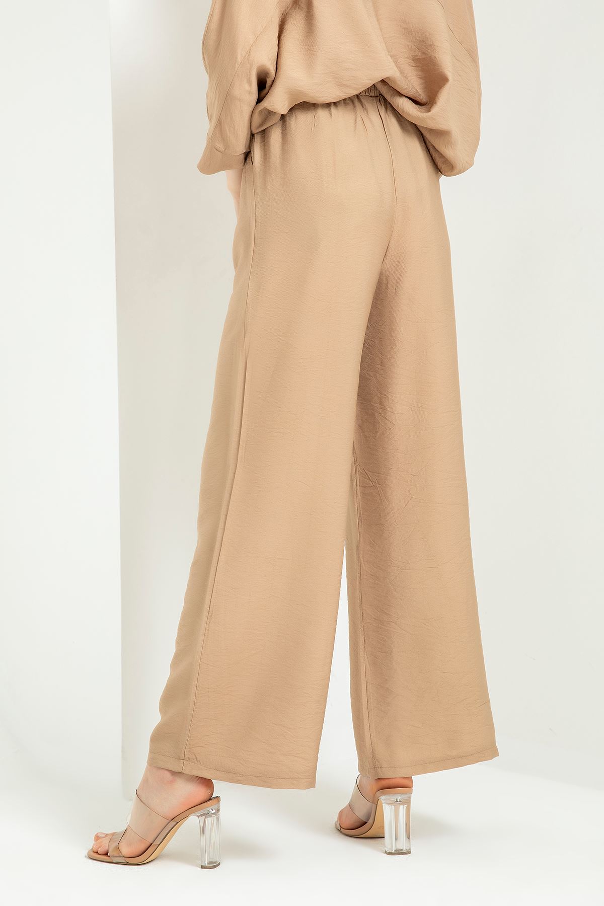 Aerobin Fabric Long Wide Elastic Waist Women'S Trouser - Beige 