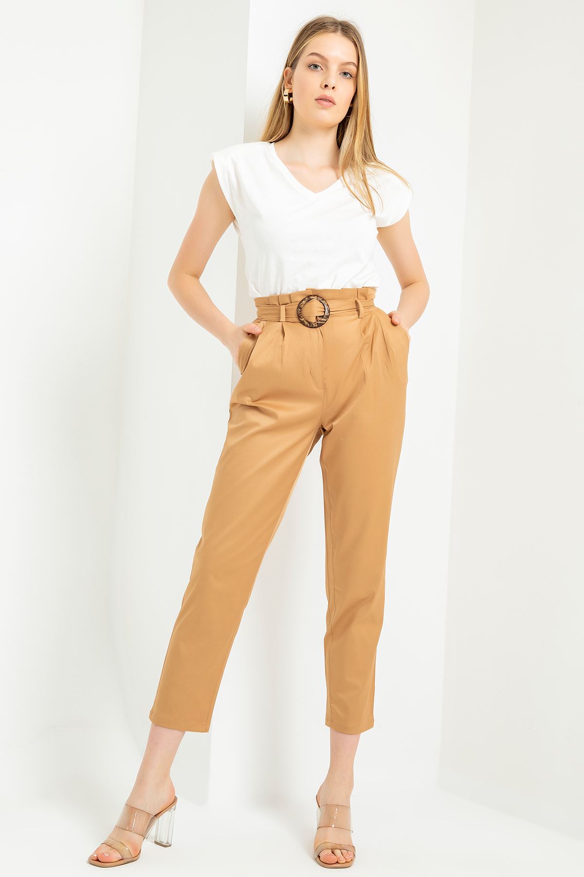 Woven Fabric Ankle Length Carrot Style Belted Women'S Trouser - Light Brown