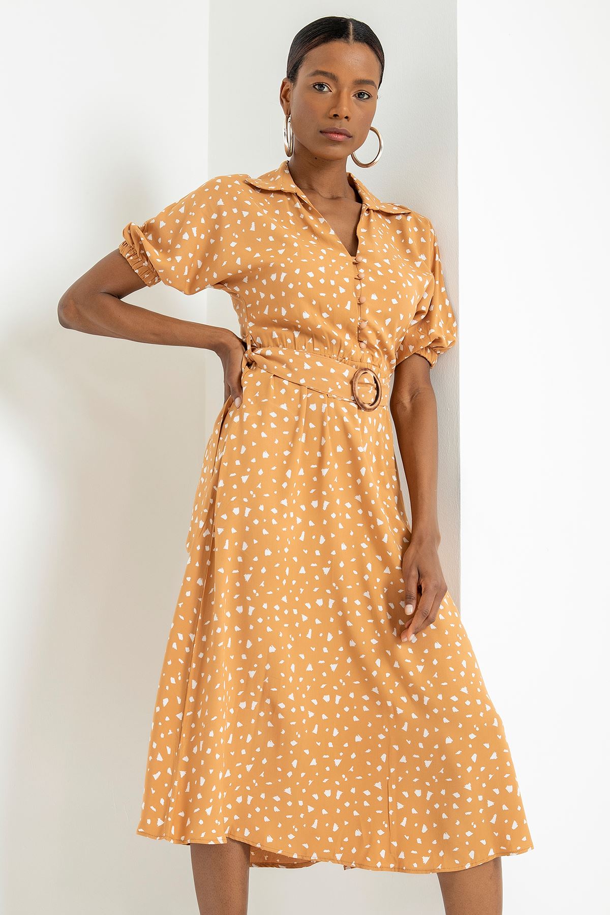 вискоза ткань отложной воротник Женское платье с эластичными рукавами - Светло коричневый