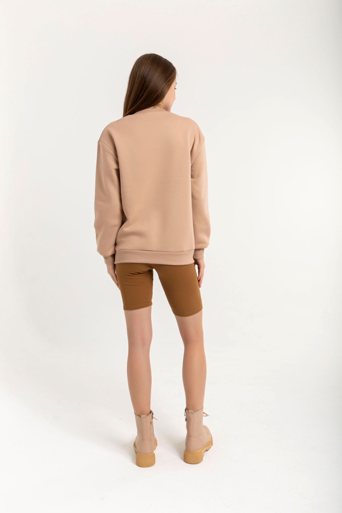 Third Knit With Wool İnside Fabric Hip Height Inscribed Women Sweatshirt - Beige 