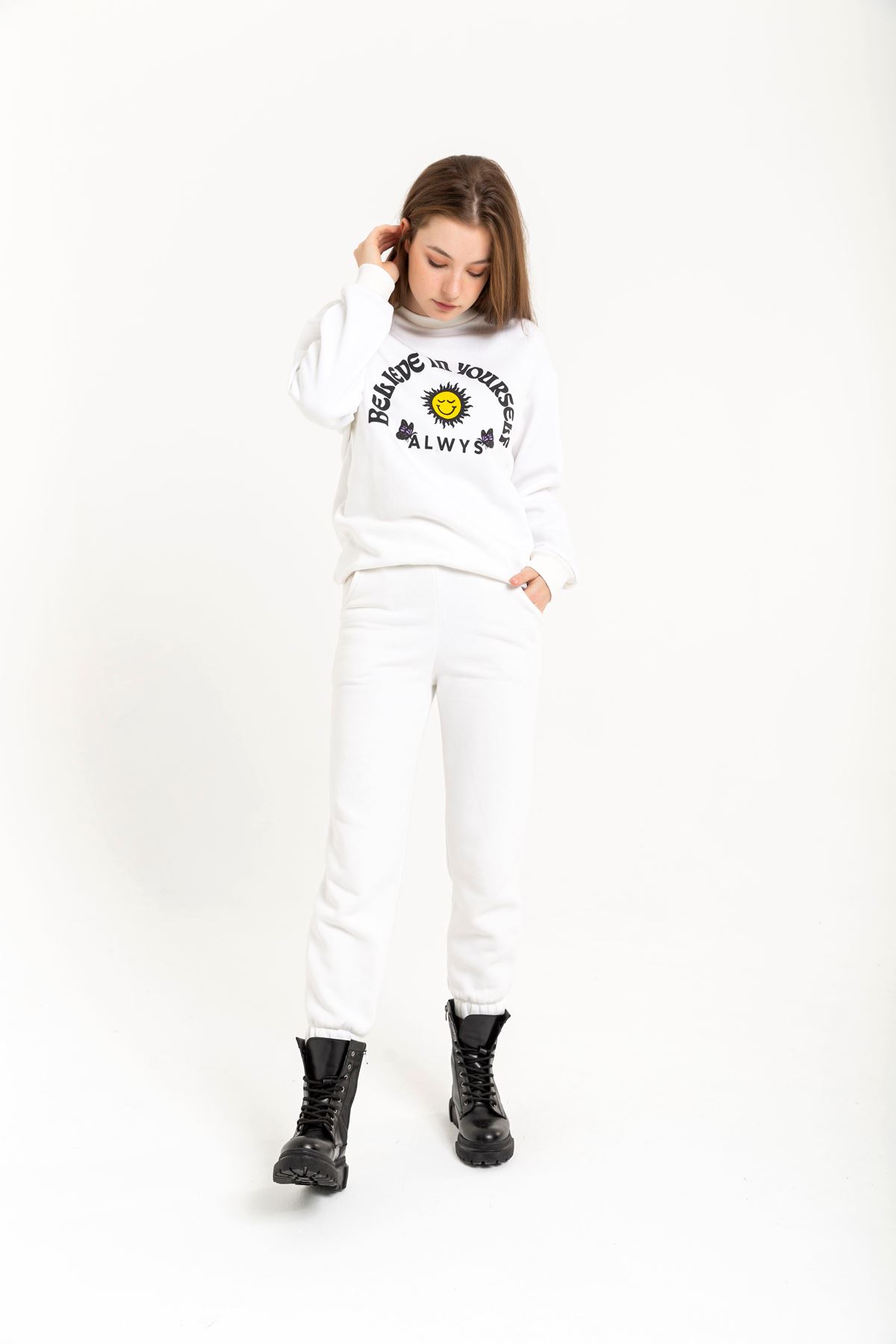Third Knit With Wool İnside Fabric Long Sleeve Hip Height İnscribed Women Sweatshirt - White