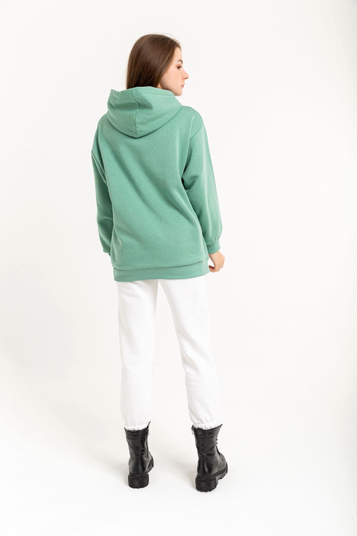 Şardonlu 3 İplik Kumaş Uzun Kollu Oversize/Salaş Yazılı Kadın Sweatshirt-Mint
