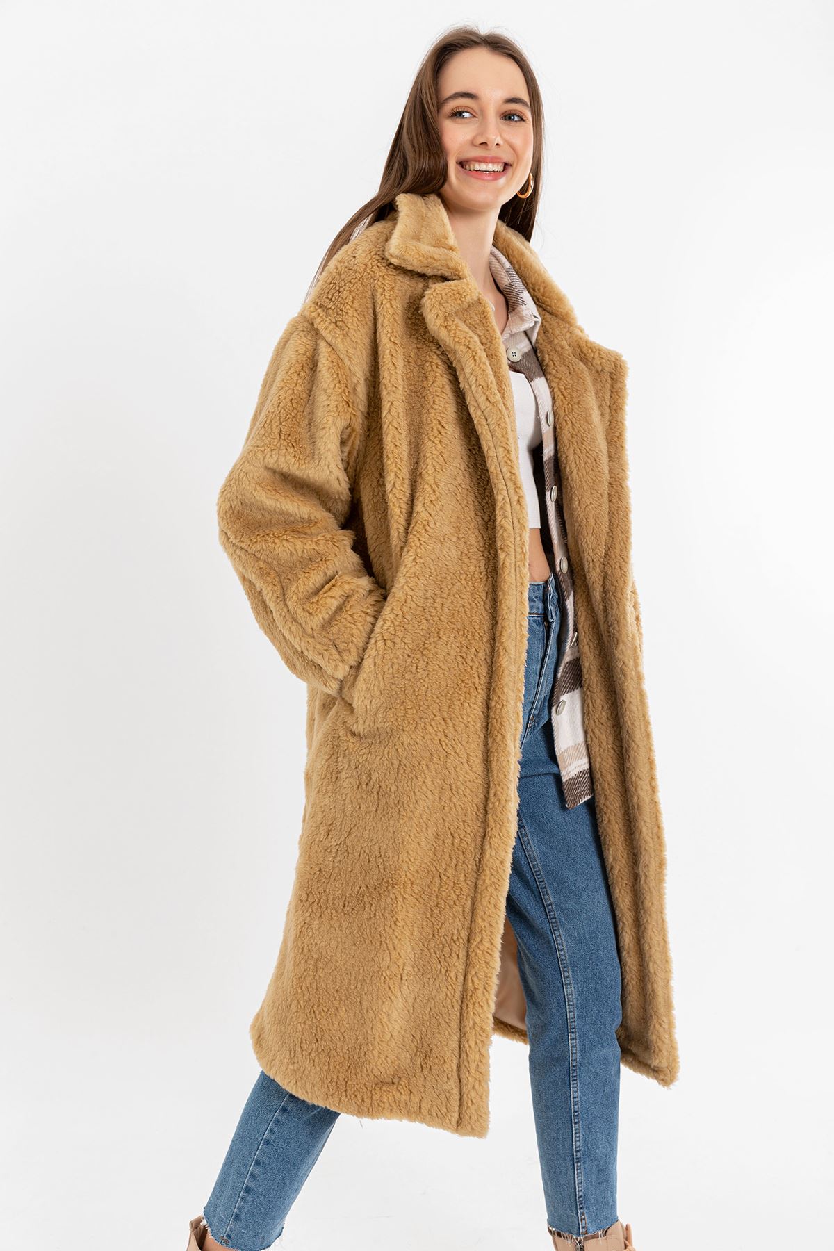 Teddy Kumaş Ceket Yaka Diz Altı Boy Oversize/Salaş Kadın Kaban-Bej