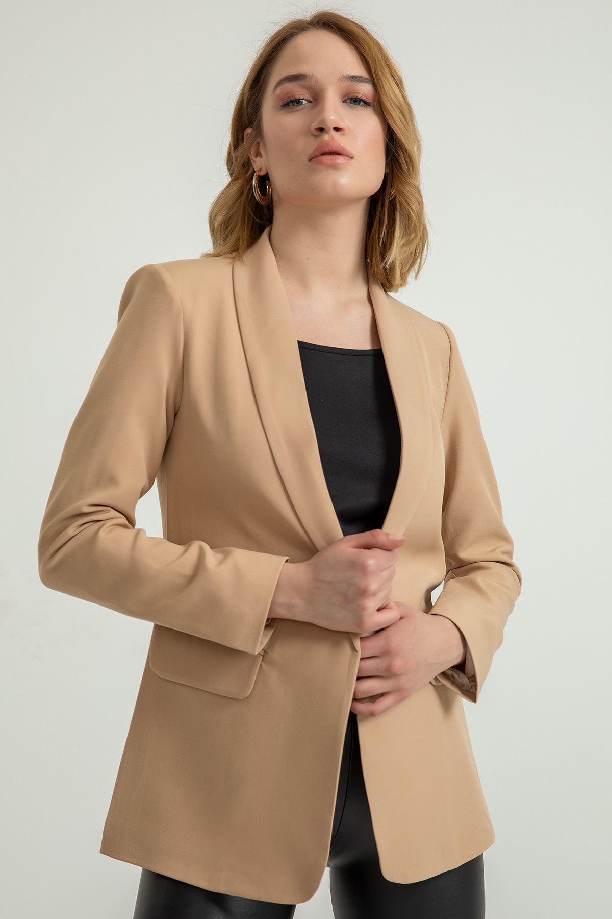 Atlas Fabric Long Sleeve Shawl Collar Below Hip Classical Women Jacket - Light Brown