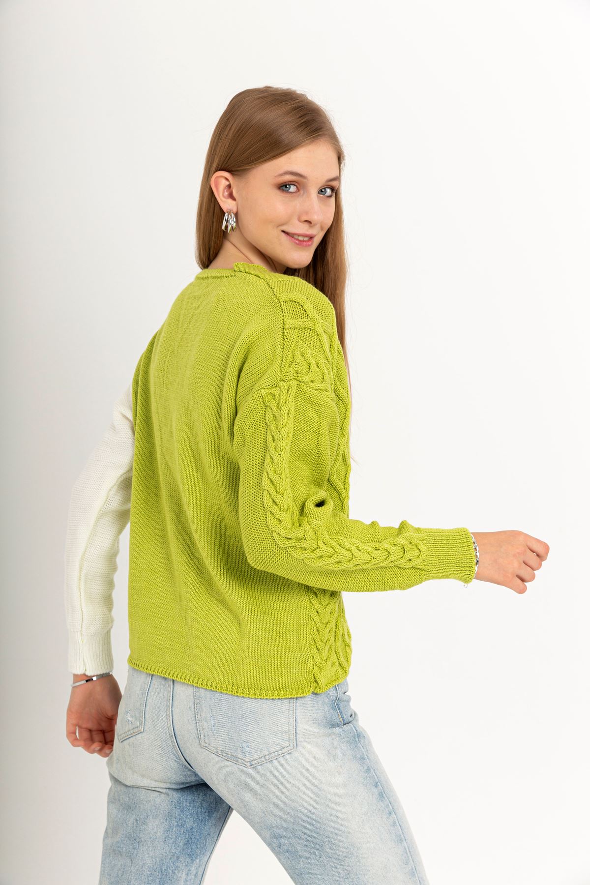 Triko Kumaş Uzun Kol V Yaka Renk Bloklu Kadın Hırka-Yeşil