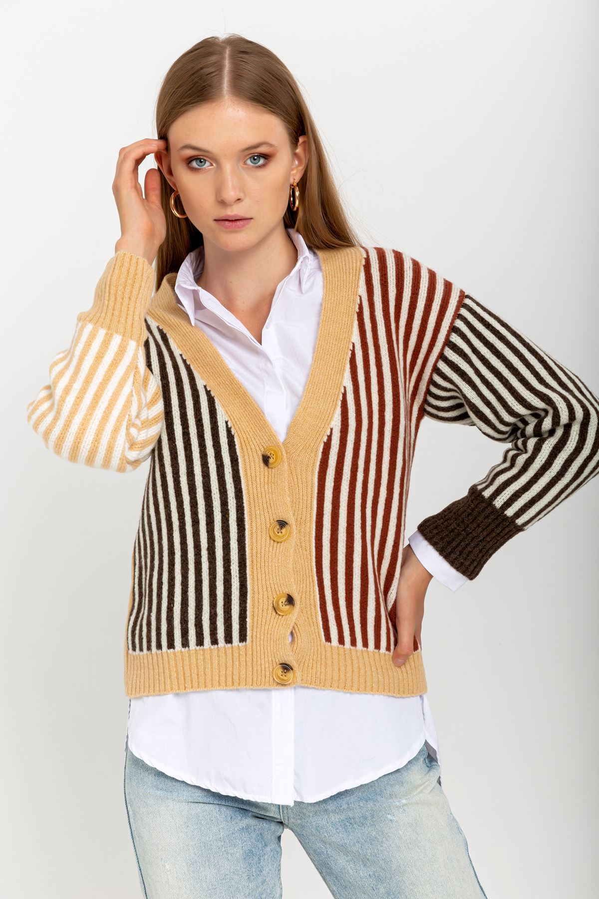Knitwear Fabric Long Sleeve V-Neck Short Striped Women Cardigan - Brick-Black